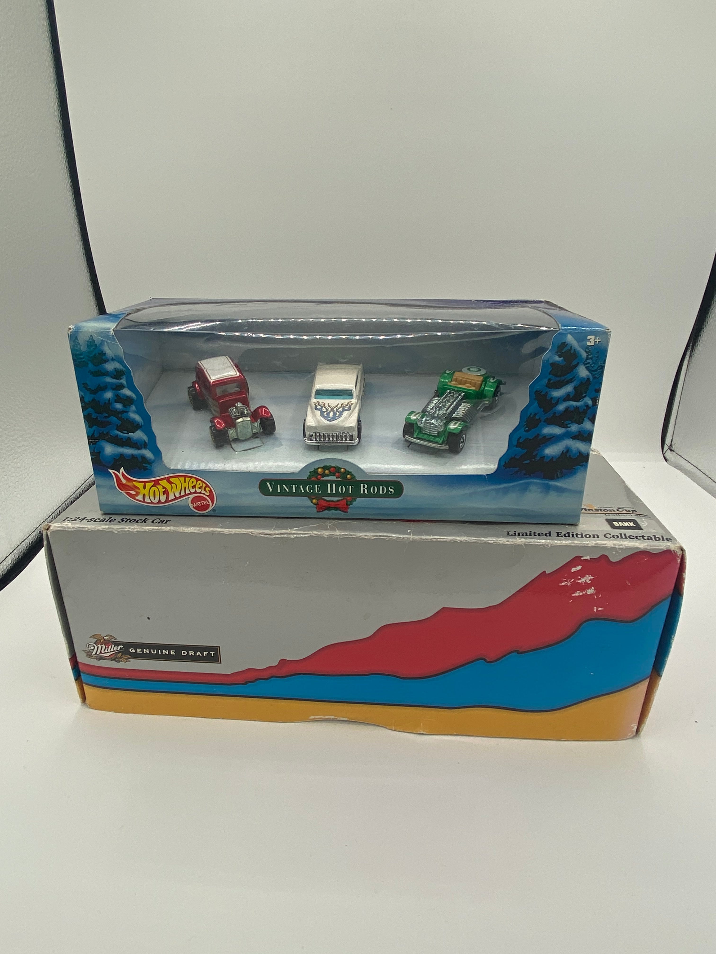 Nascar 1:24 Die Cast Lot - Rusty Wallace Cars (includes signed car)