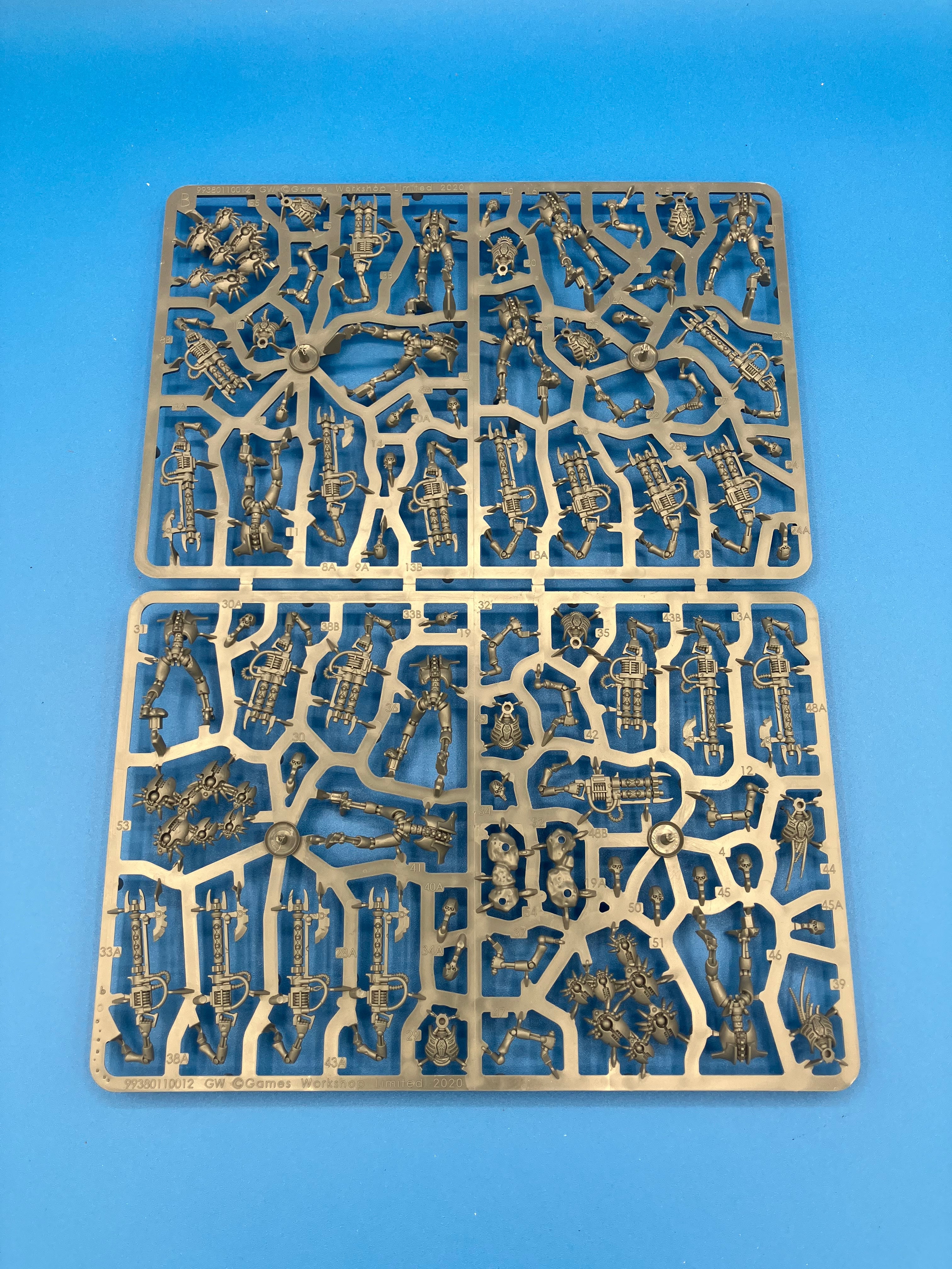 40K: Necrons - Warriors (USED) (On Sprue 9 bases) Lot 1