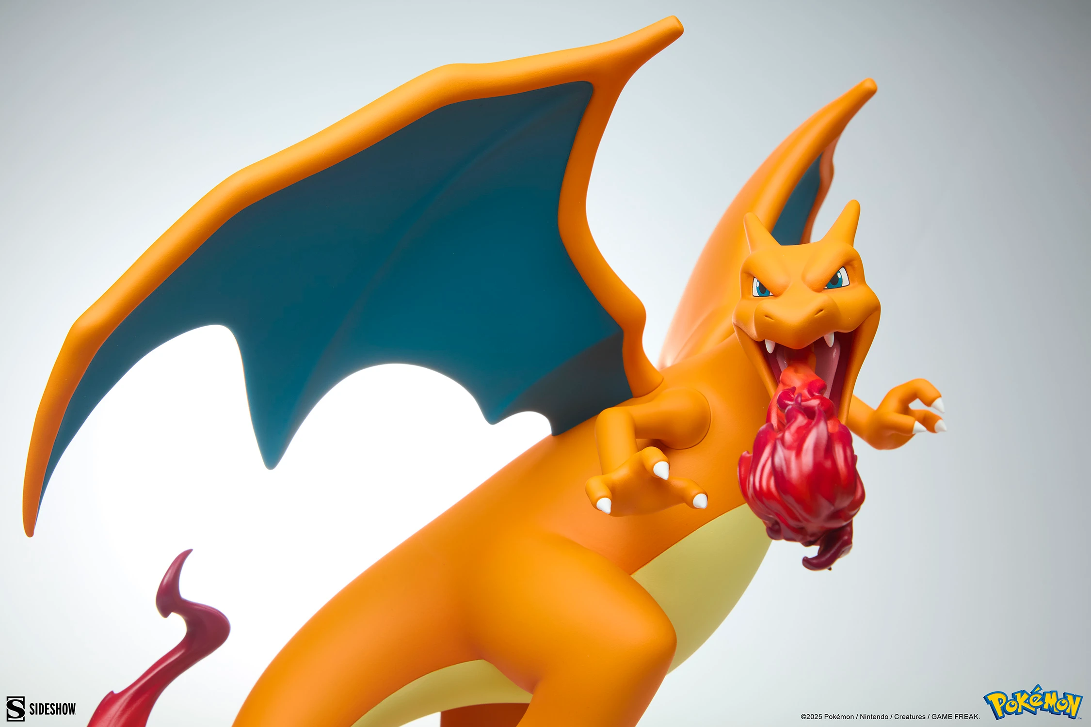Sideshow: Pokemon - Charizard