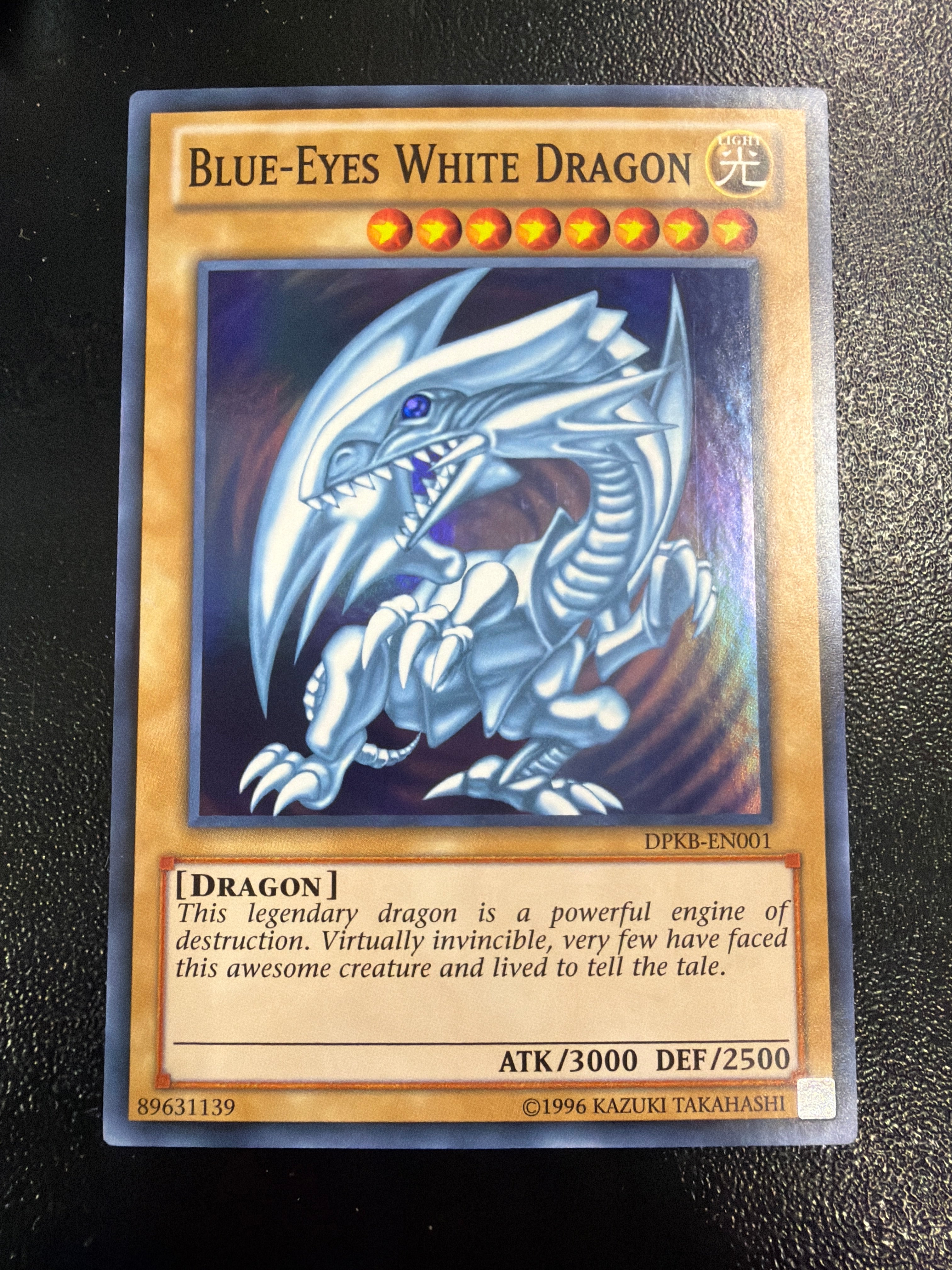 Blue-Eyes White Dragon (DPKB-EN001) Super Rare Near Mint Unlimited