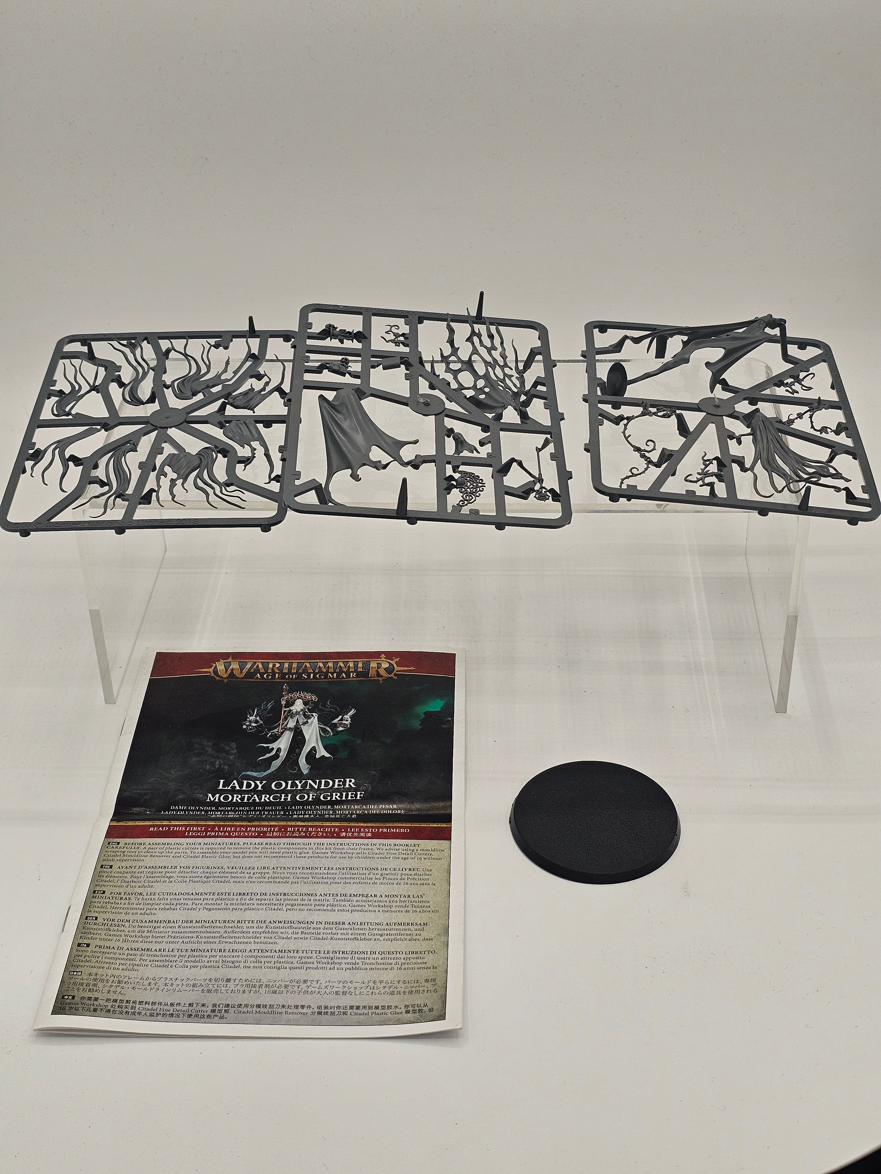 Age of Sigmar: Nighthaunt - Lady Olynder (USED)