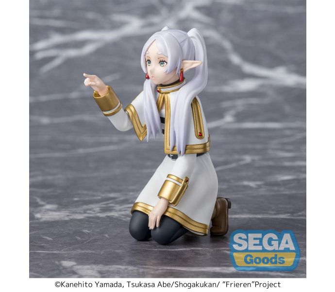 Frieren: Beyond Journey's End: Frieren Poking Something PM Perching Figure
