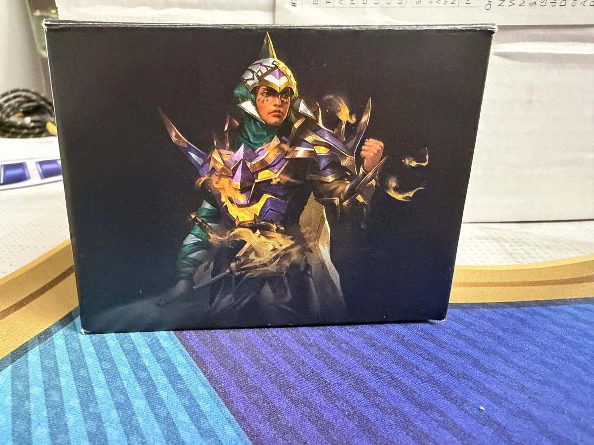 MTG: Tarkir: Dragonstorm - Commander Deck: Abzan Armor (USED - with box & sleeves)