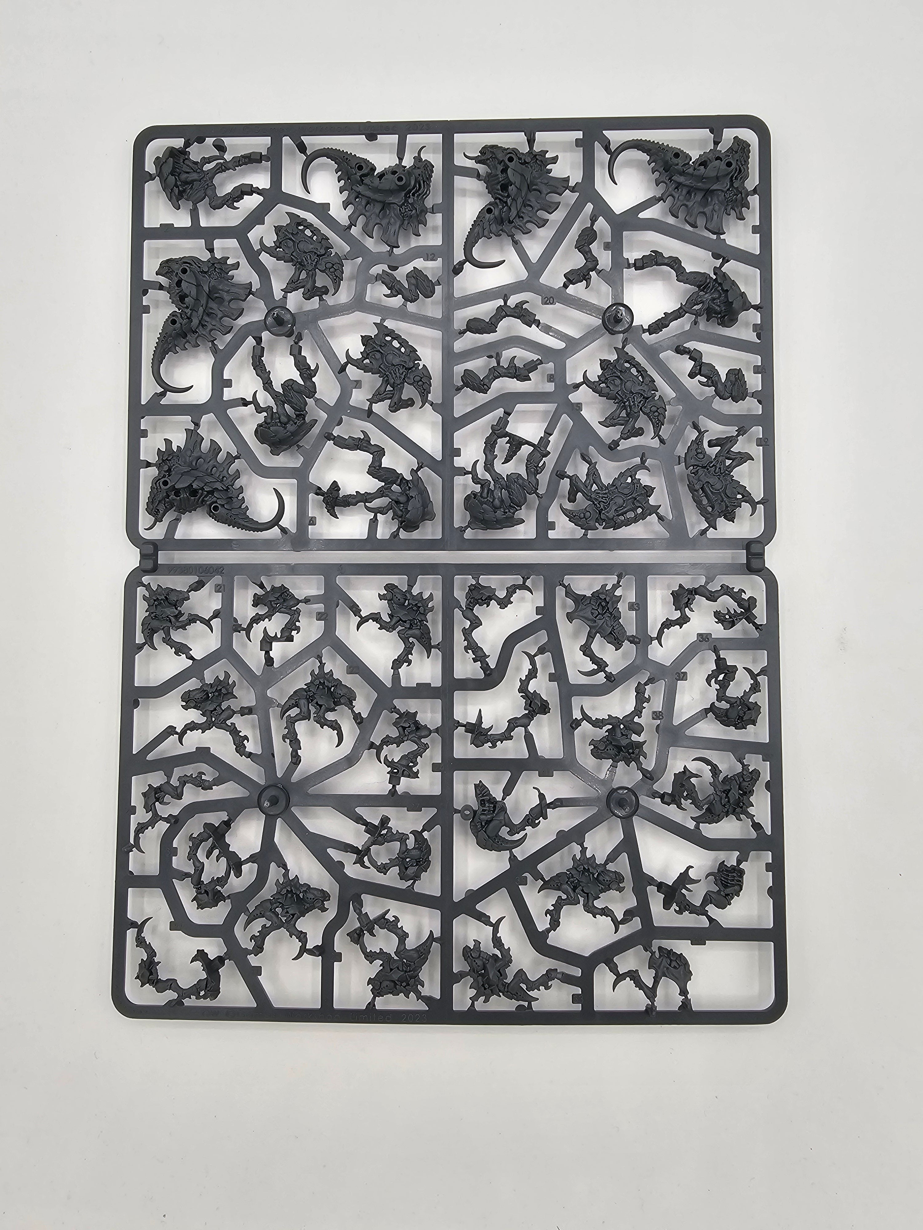 40K: Leviathan Two Player Starter (Tyranids Only) (USED)