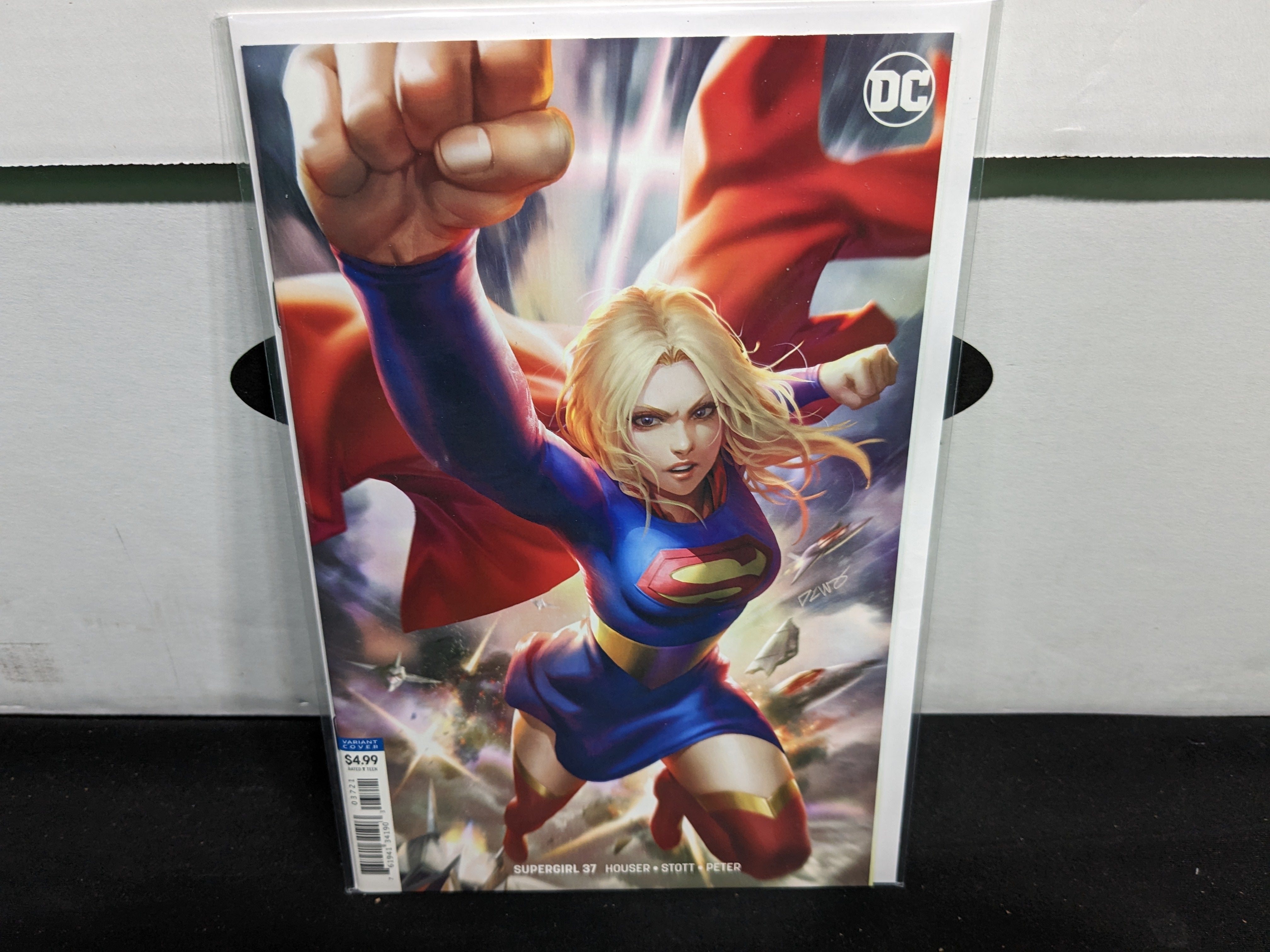 Supergirl (2016) #1-3, 5-7, 16-20, 33-35, 37 Comic Bundle