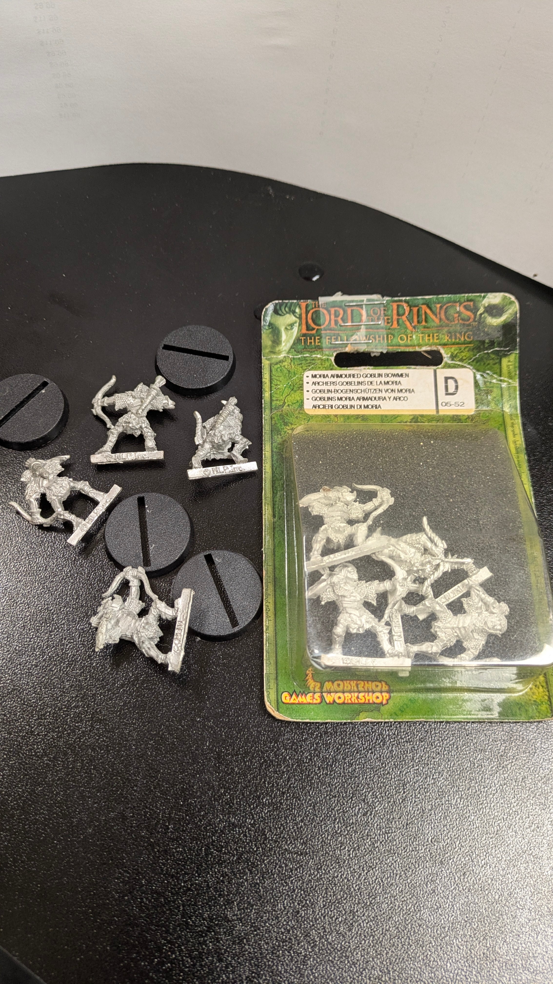 Lord of the Rings: Armoured Moria Goblin Bowmen Blister x2 (8 Metal Models)