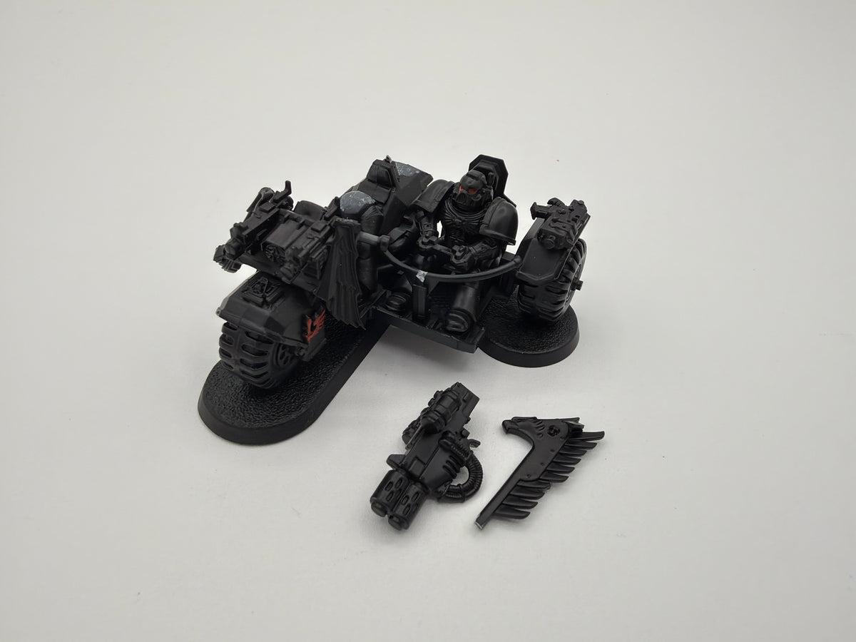 40K: Adeptus Astartes - Attack Bike (OOP) (USED) Lot 1