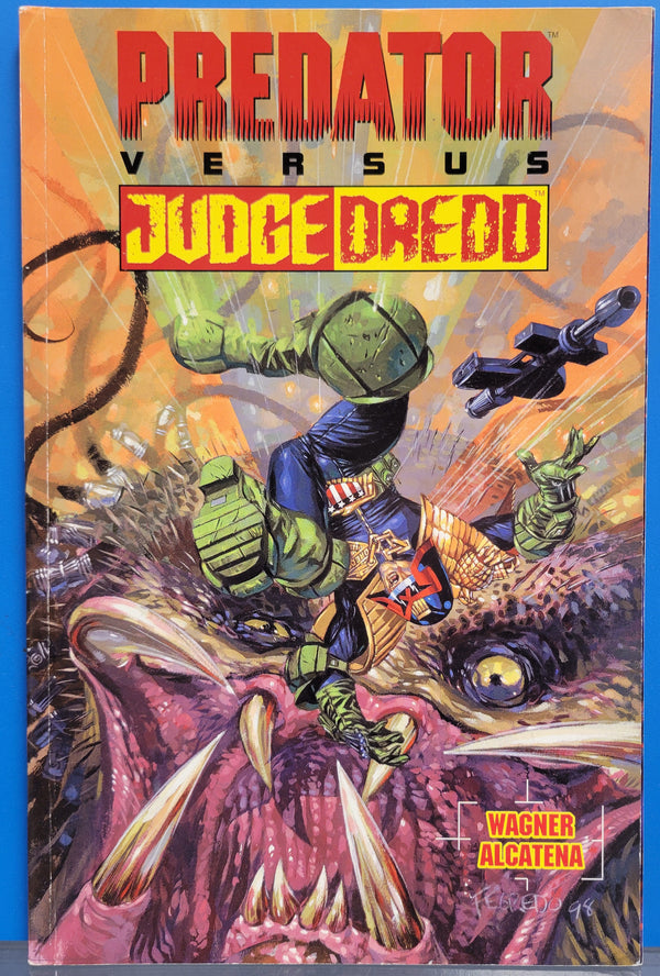 Predator vs Judge Dredd TP (USED)
