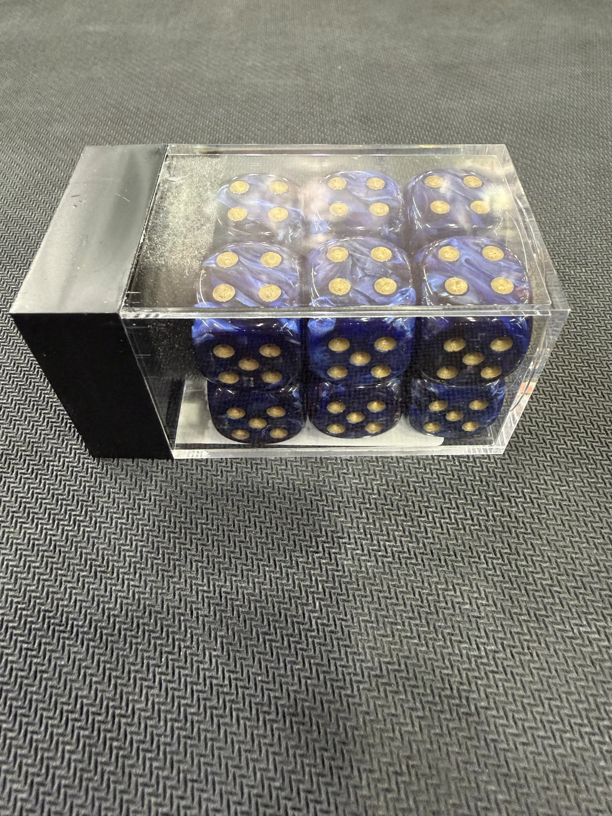 Atlantis Swag: Scarab 16mm D6 Royal Blue/Gold (12)