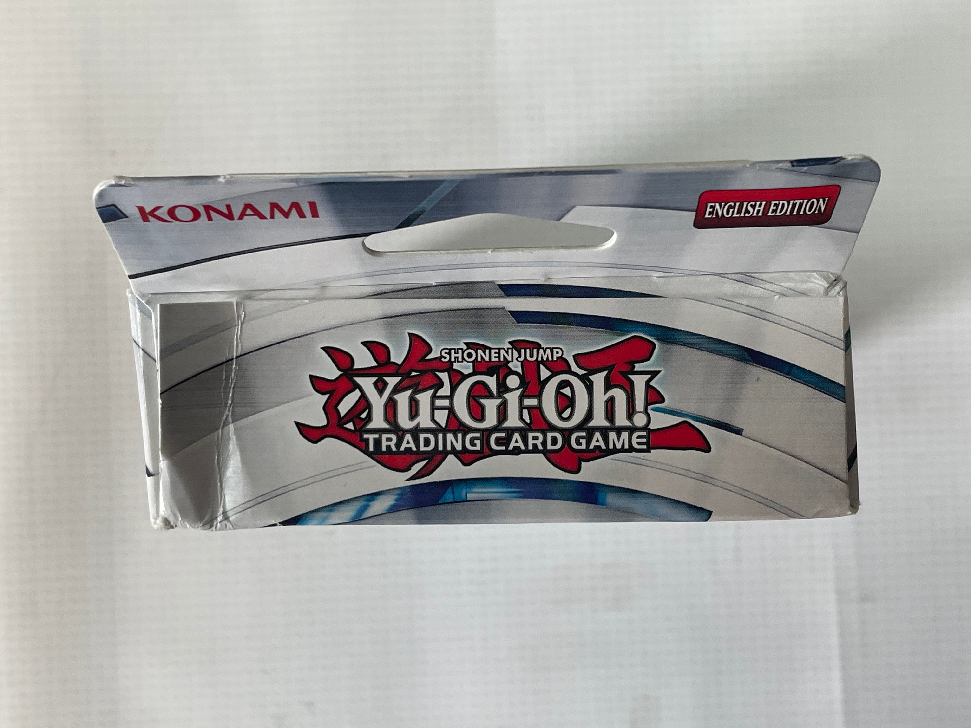 Yu-Gi-Oh!: Structure Deck - Saga of Blue-Eyes White Dragon (Box Damaged)
