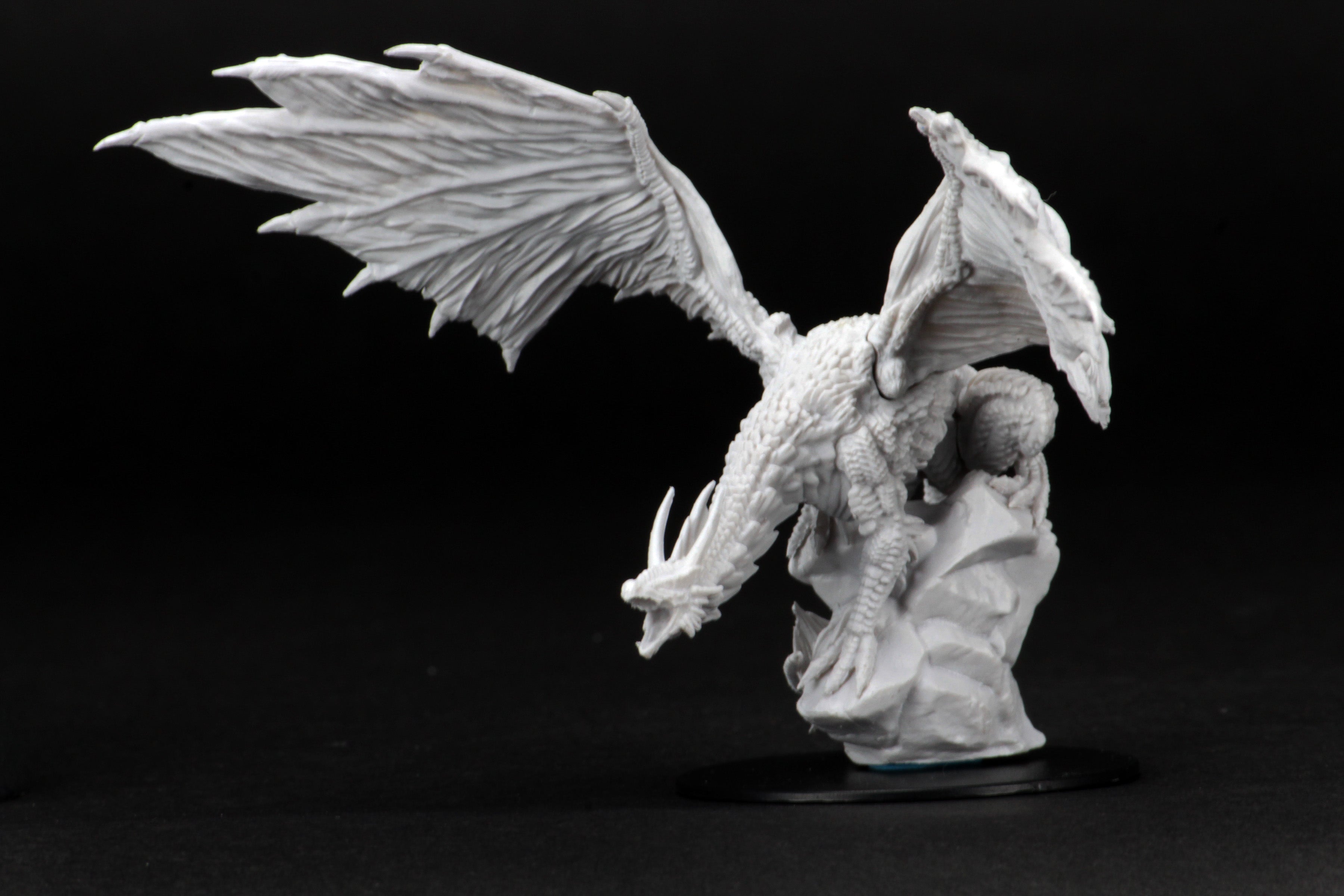 Pathfinder Battles: Deep Cuts - Silver Dragon (90192)