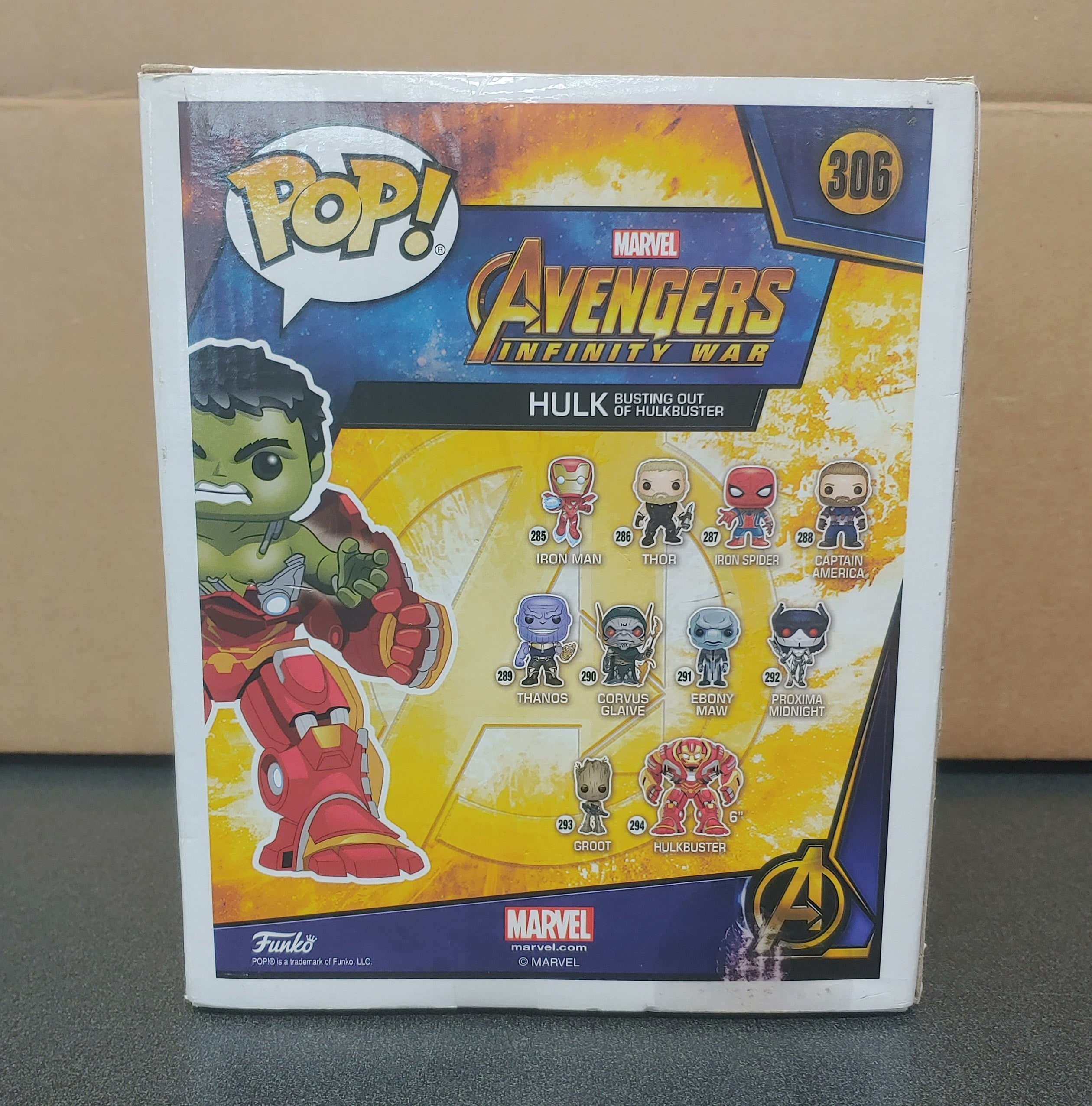 POP Figure (6 inch): Marvel #0306 - Hulk Busting Out of Hulkbuster (Damaged Box)