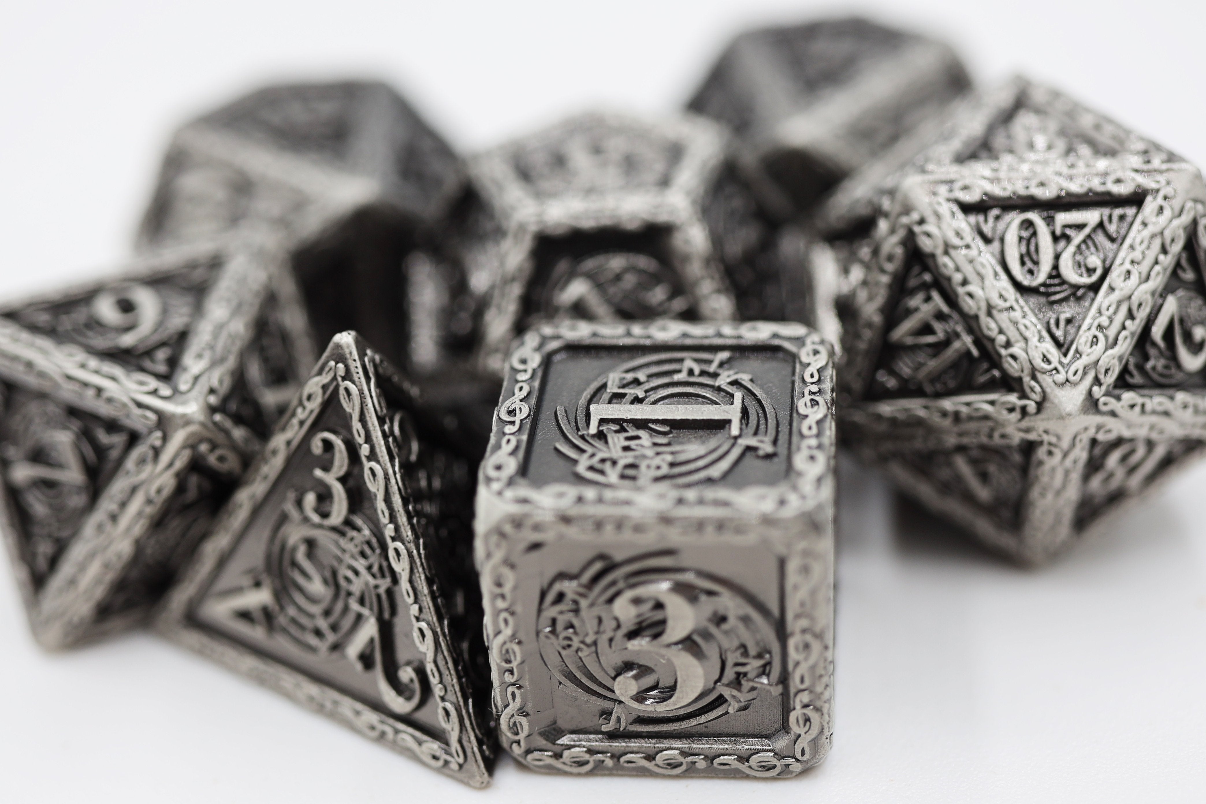 Bardic Song: Vibrato - Metal RPG Dice Set