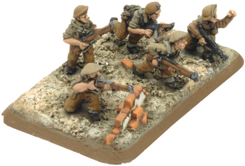 Flames of War: WWII: British (BR768) - Commonwealth Rifle Platoon, with 3 squads & Company HQ (Late)