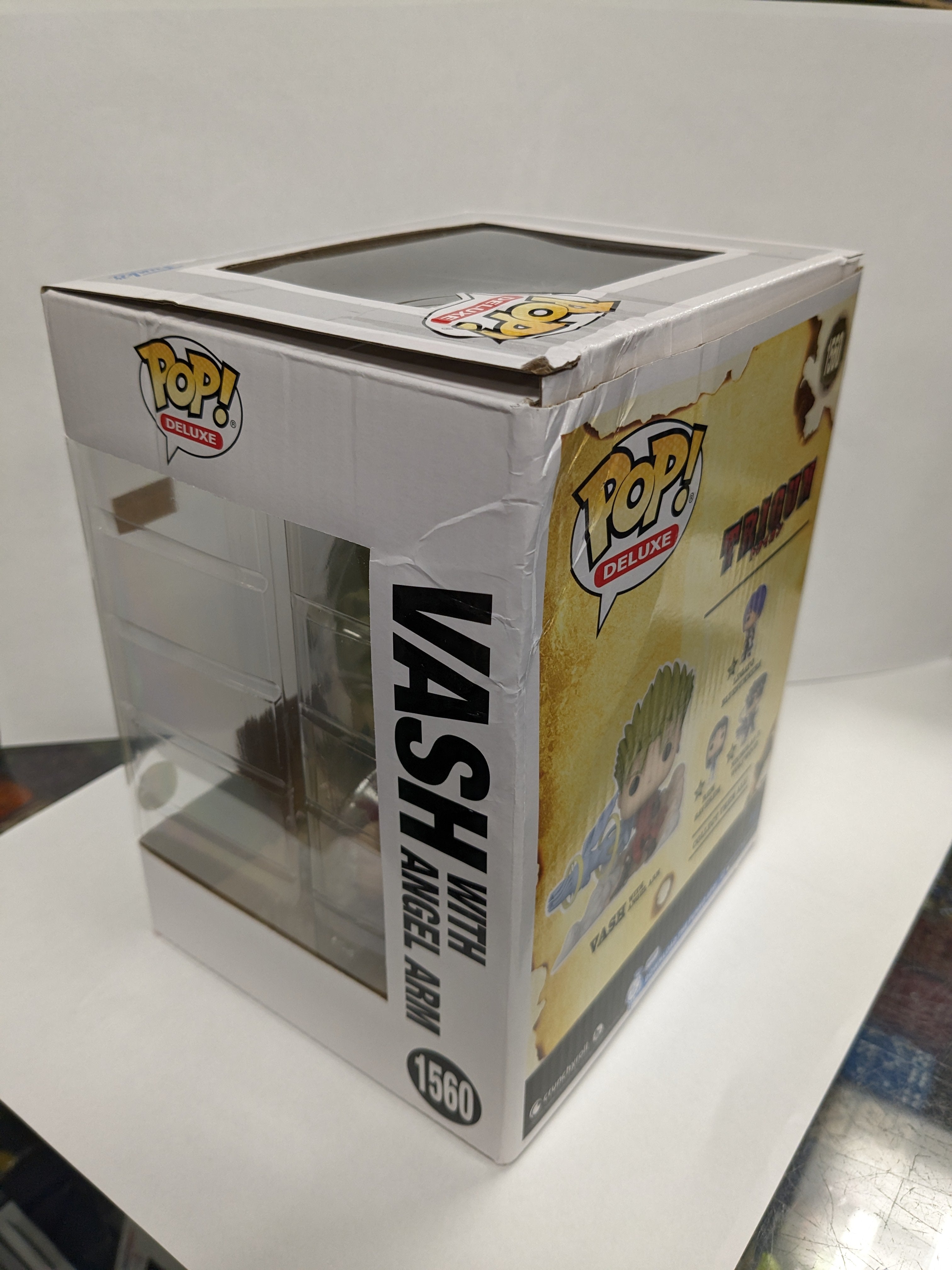 POP Figure Deluxe: Trigun #1560 - Vash w/ Angel Arm (Damaged)