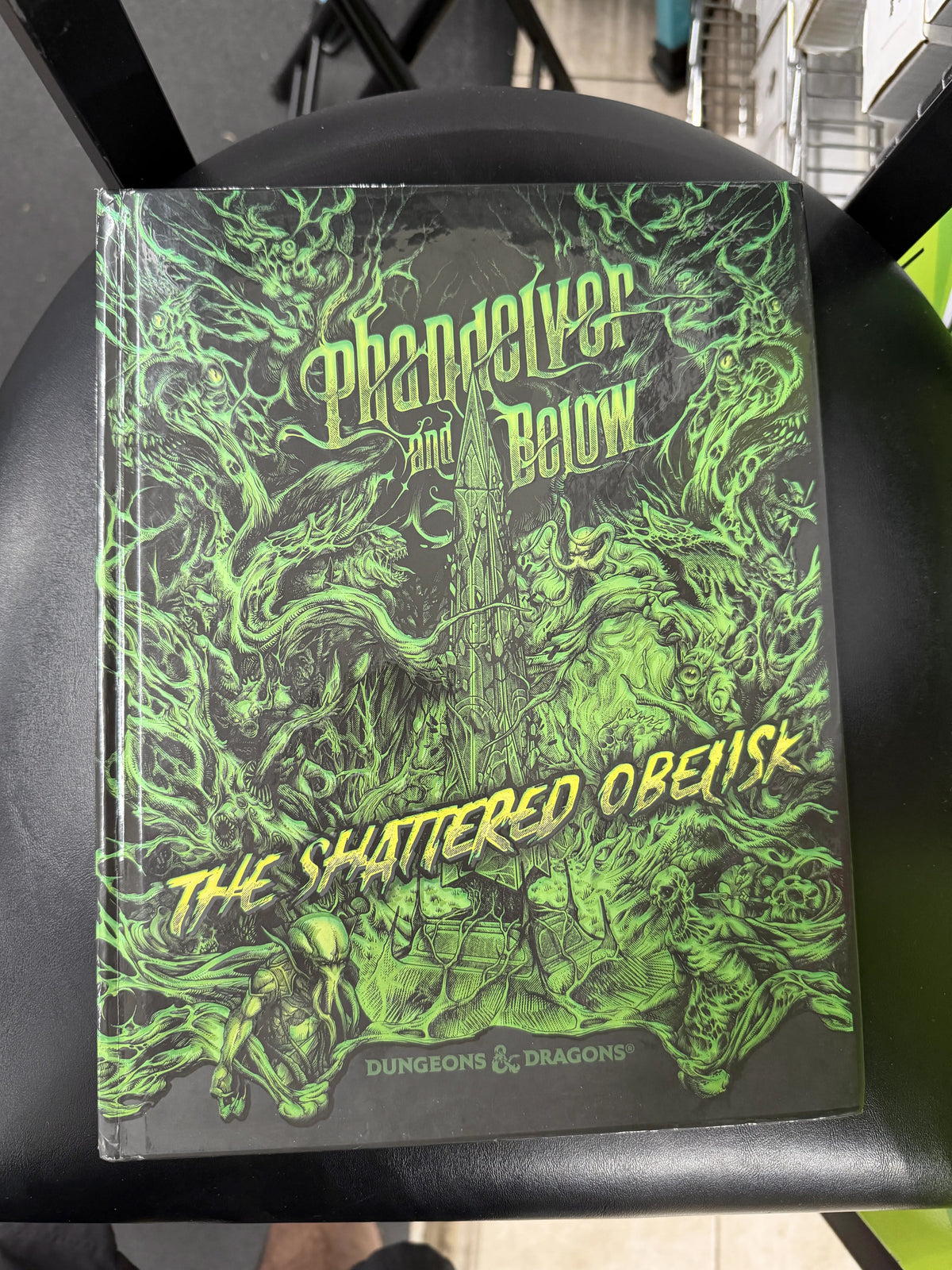 D&D 5E: Phandelver and Below: The Shattered Obelisk (Hobby Store Exclusive Cover) (USED)