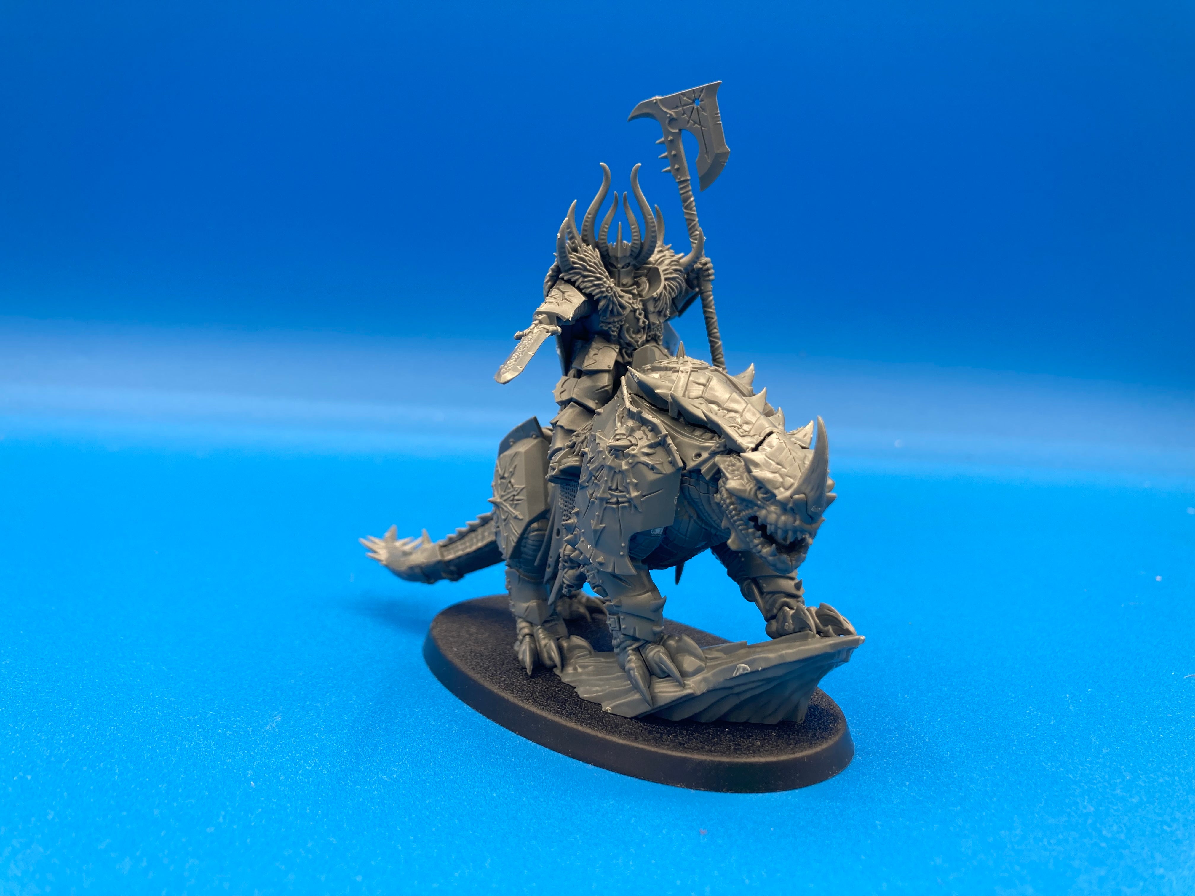 Age of Sigmar: Slaves to Darkness - Chaos Lord on Krakadrak (USED) [Lot #2]