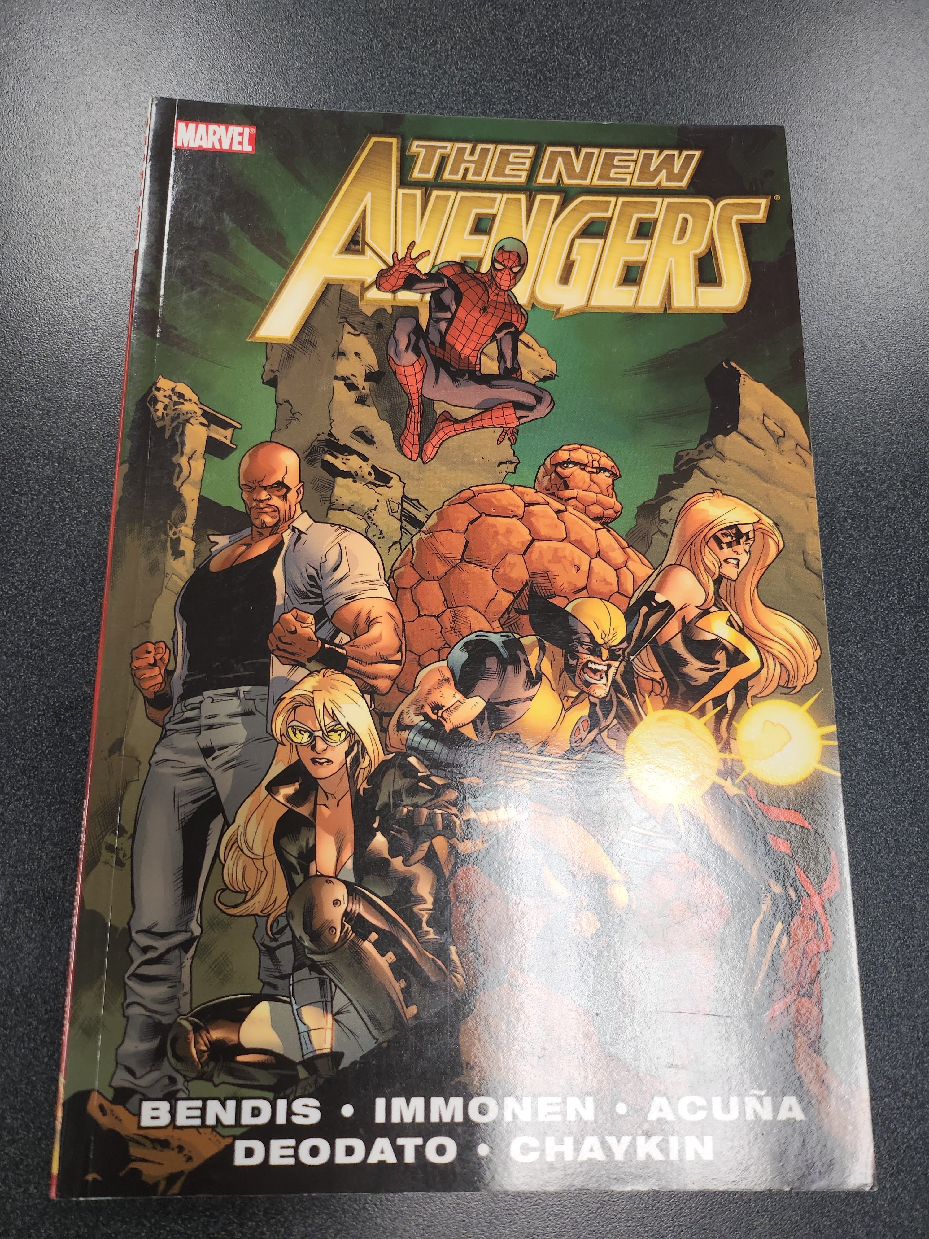 NEW AVENGERS BY BRIAN MICHAEL BENDIS TP #2 (USED)