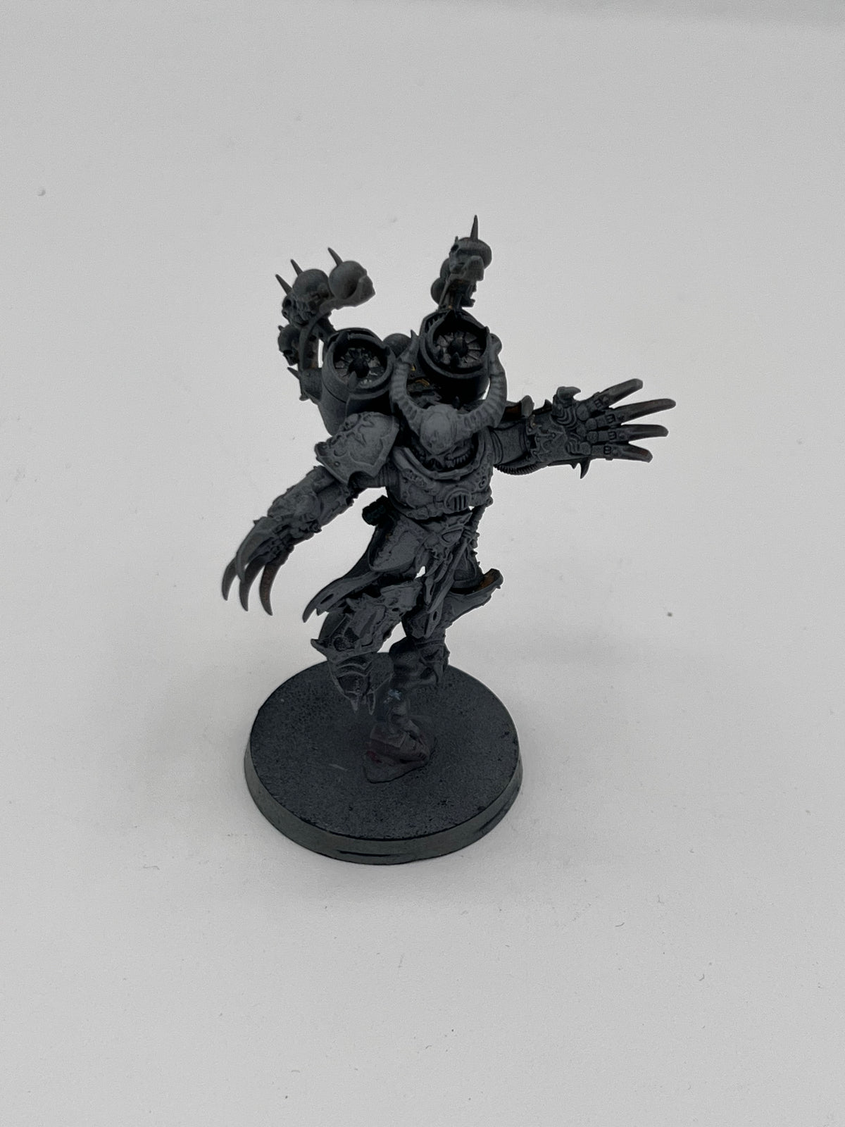 40K: Heretic Astartes: Chaos Space Marines - Chaos Lord with Jump Pack (USED)