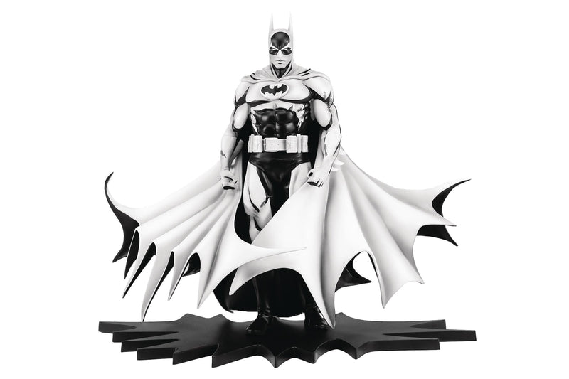 SDCC 2024 DC HEROES BATMAN B&W PX PVC 1/8 STATUE