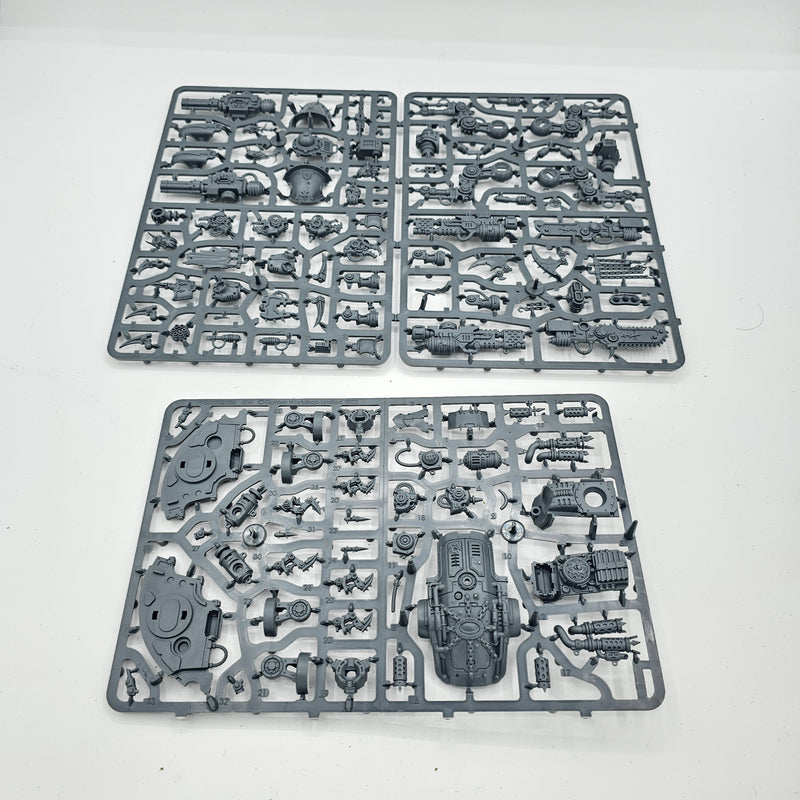 40K: Chaos Knights - War Dog (On Sprue) (USED)