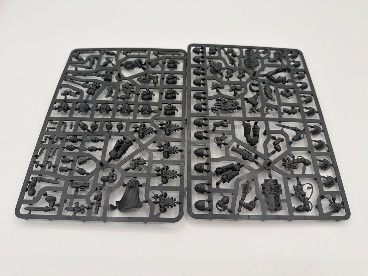 40K: Adeptus Astartes: Deathwatch - Kill Team (OOP) (NEW ON SPRUE) (USED)