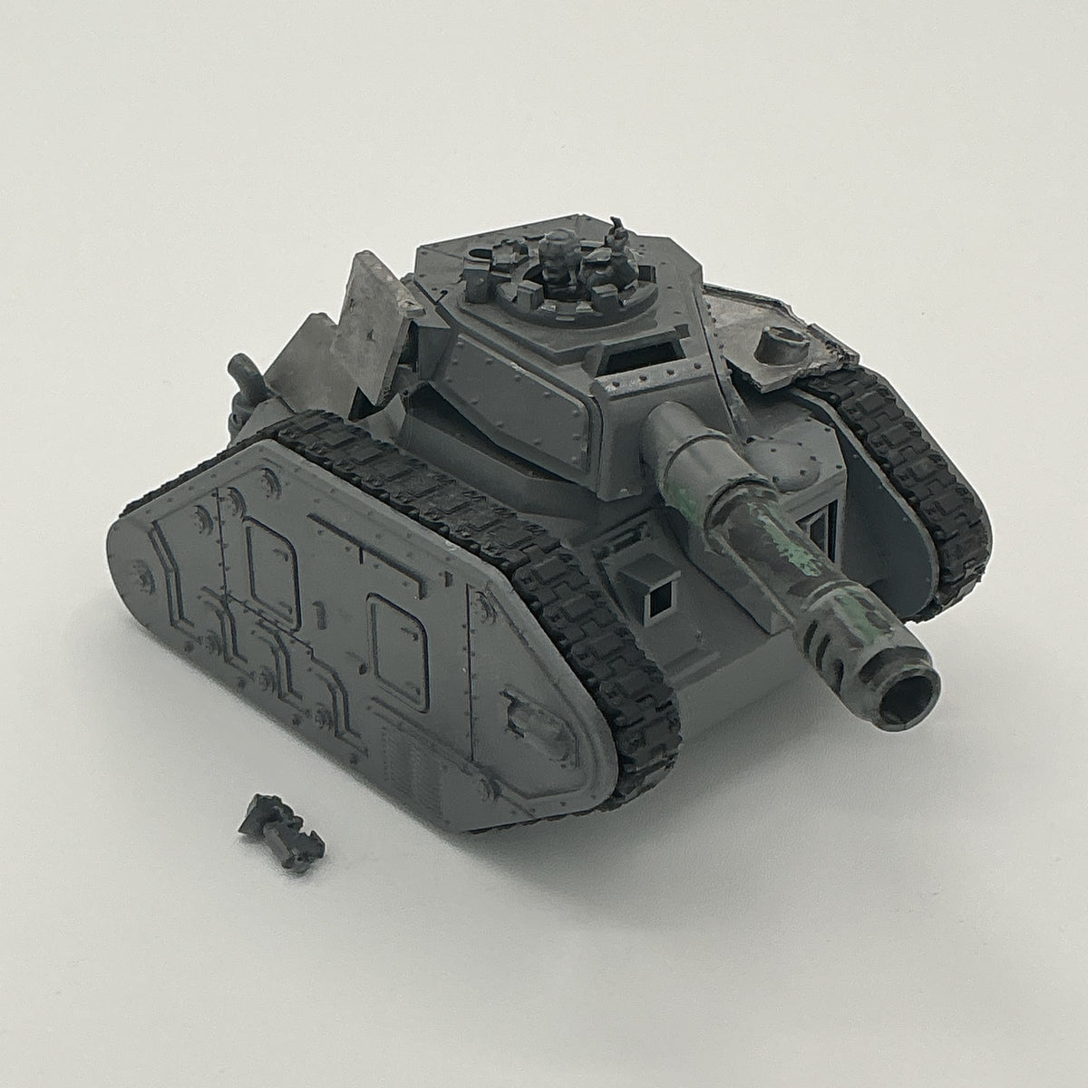 40K: Astra Militarum - Leman Russ Battle Tank (USED) [LOT #3]