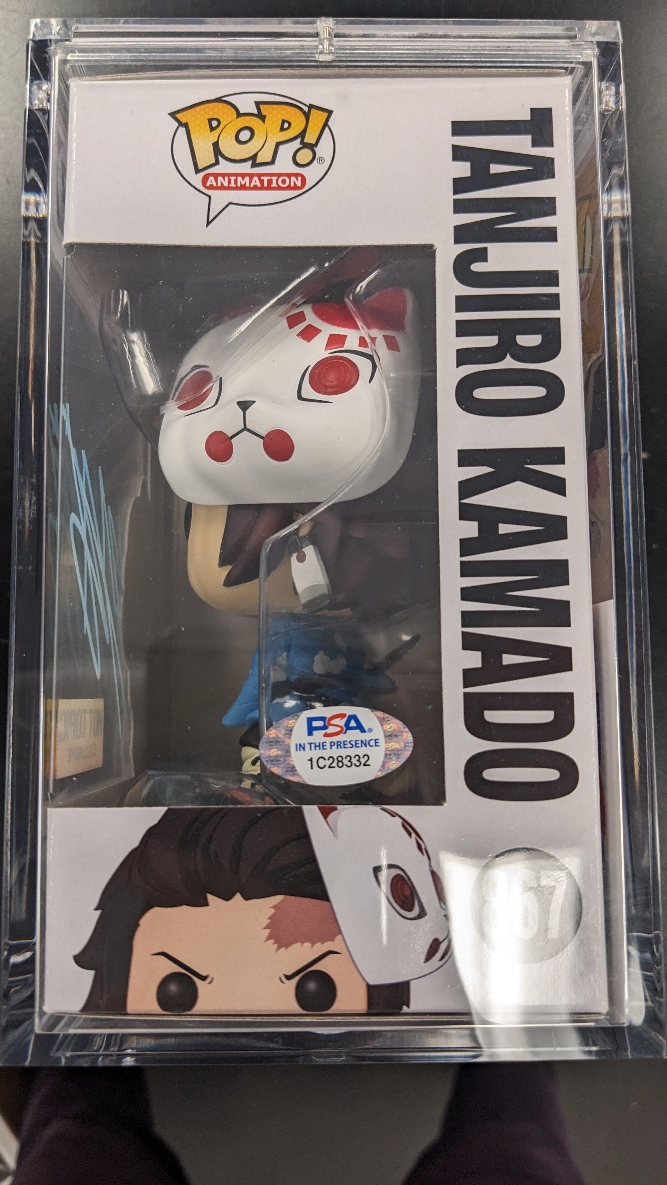 POP Figure: Demon Slayer #0867- Tanjiro Kamado (Mask) (Hot Topic) (Signed w/ PSA Certificate)