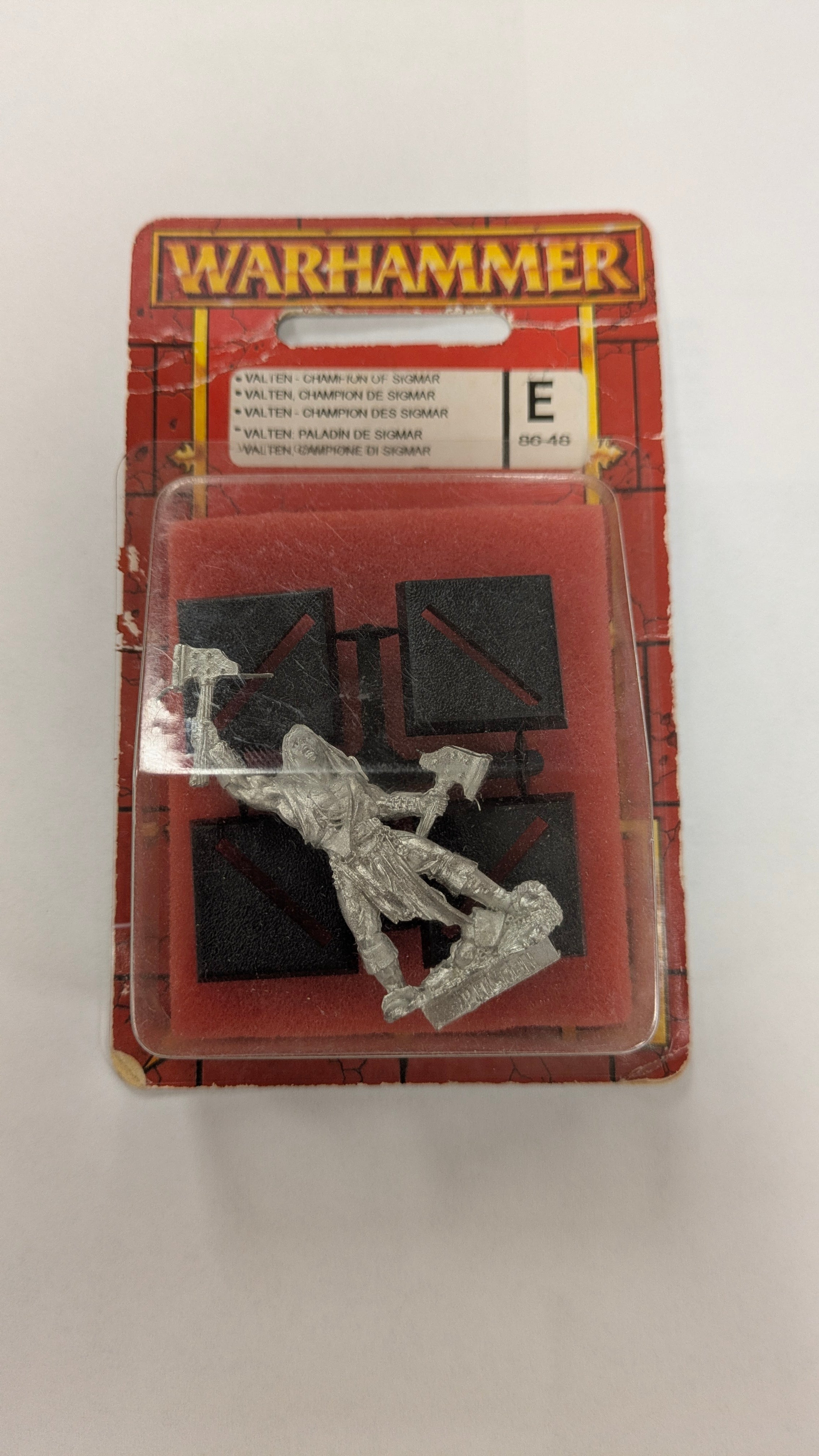 Warhammer: Valten Champion of Sigmar (OOP Blister)