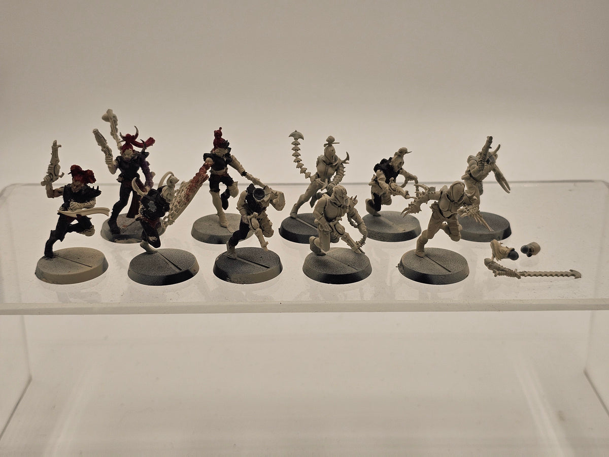 40K: Drukhari - Wyches (USED, MISSING 1 ARM)