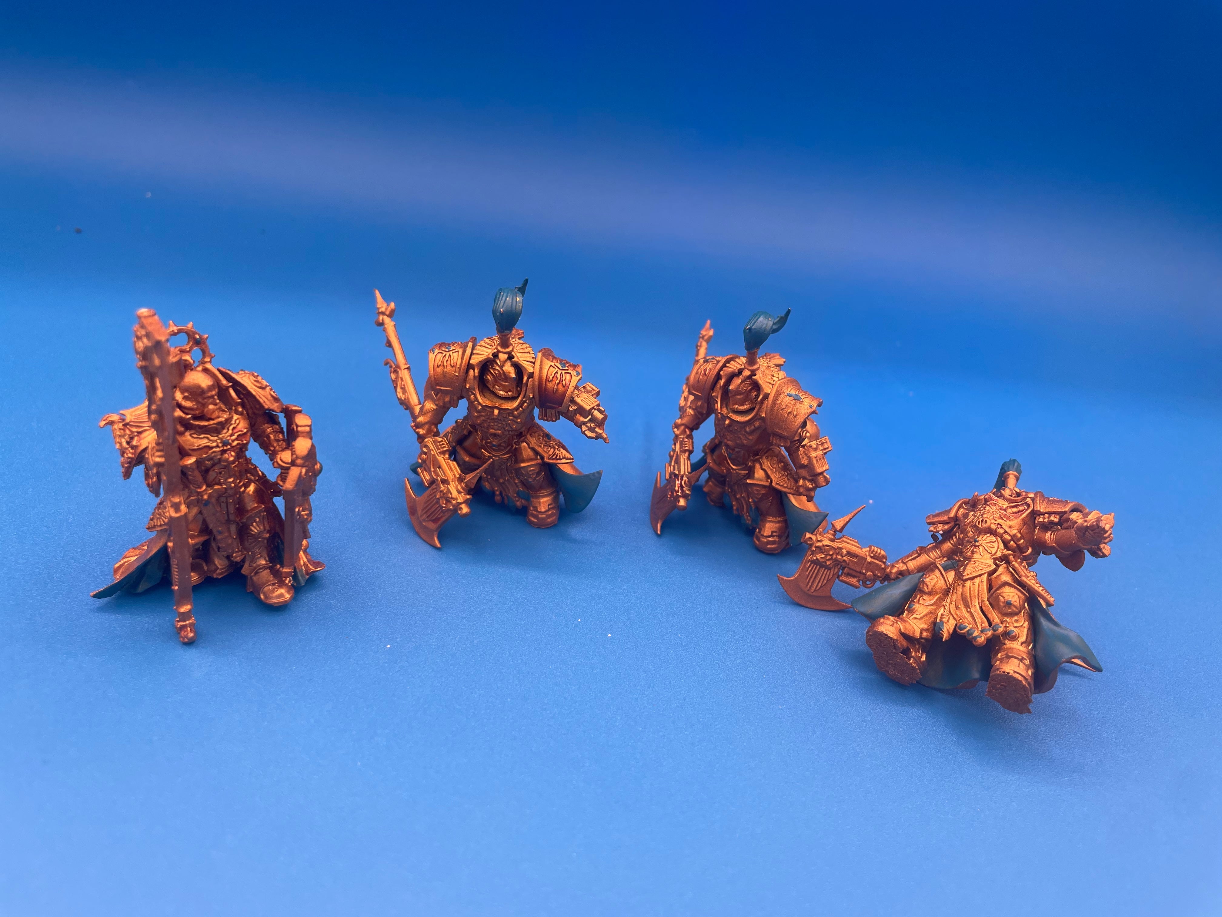 40K: Adeptus Custodes - Allarus Custodians / Vexilus Praetor (USED Lot)