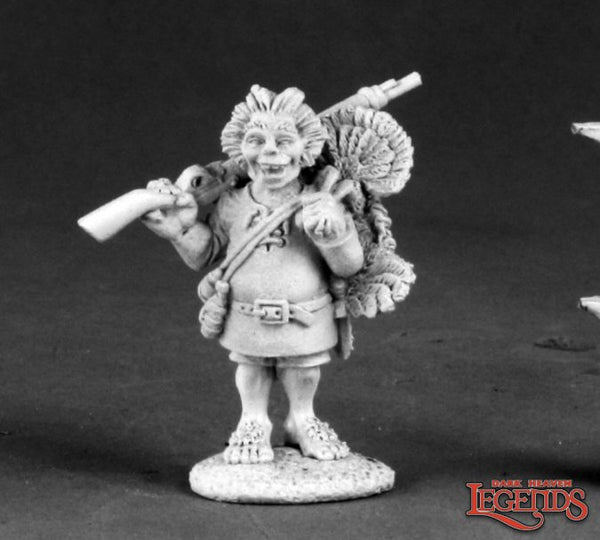 Reaper Legends 03526: Dorly Luckrock, Halfling Scout