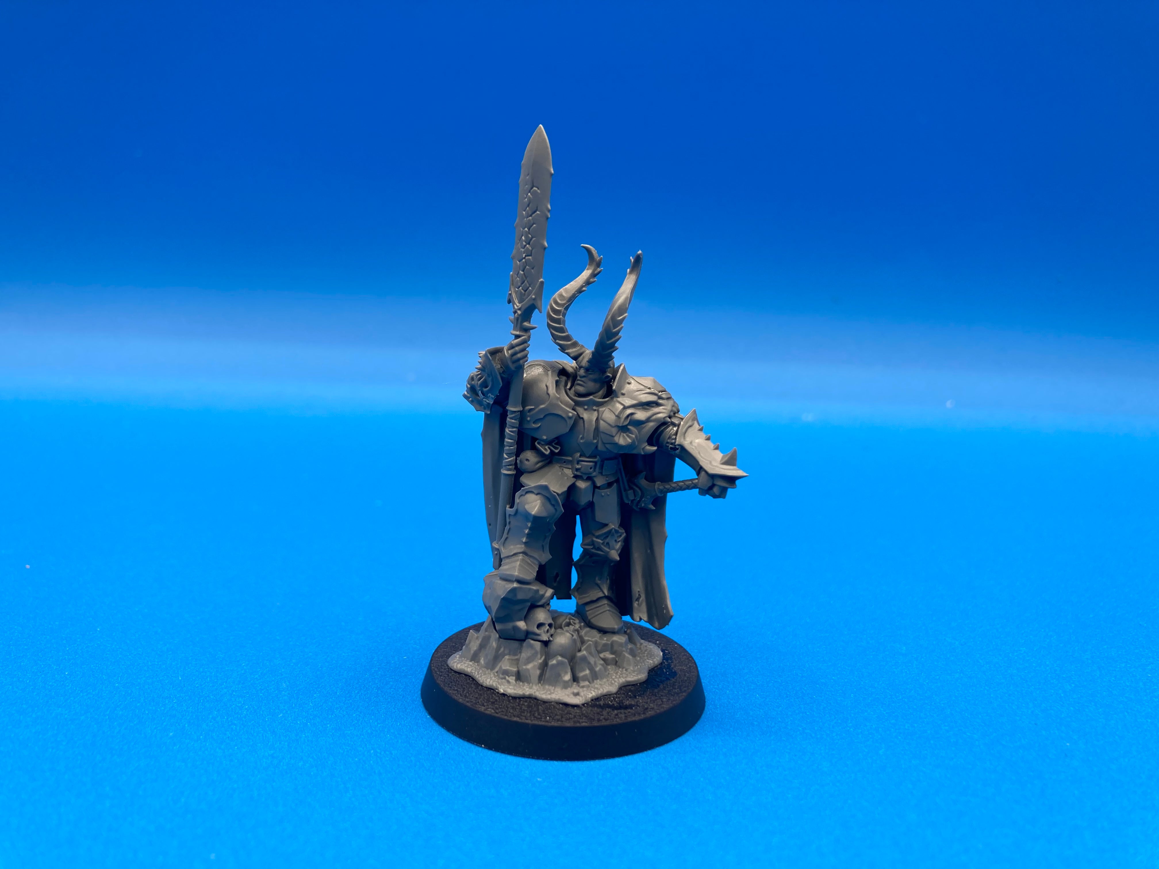 Age of Sigmar: Slaves to Darkness - Chaos Lord (USED) [Lot #2]