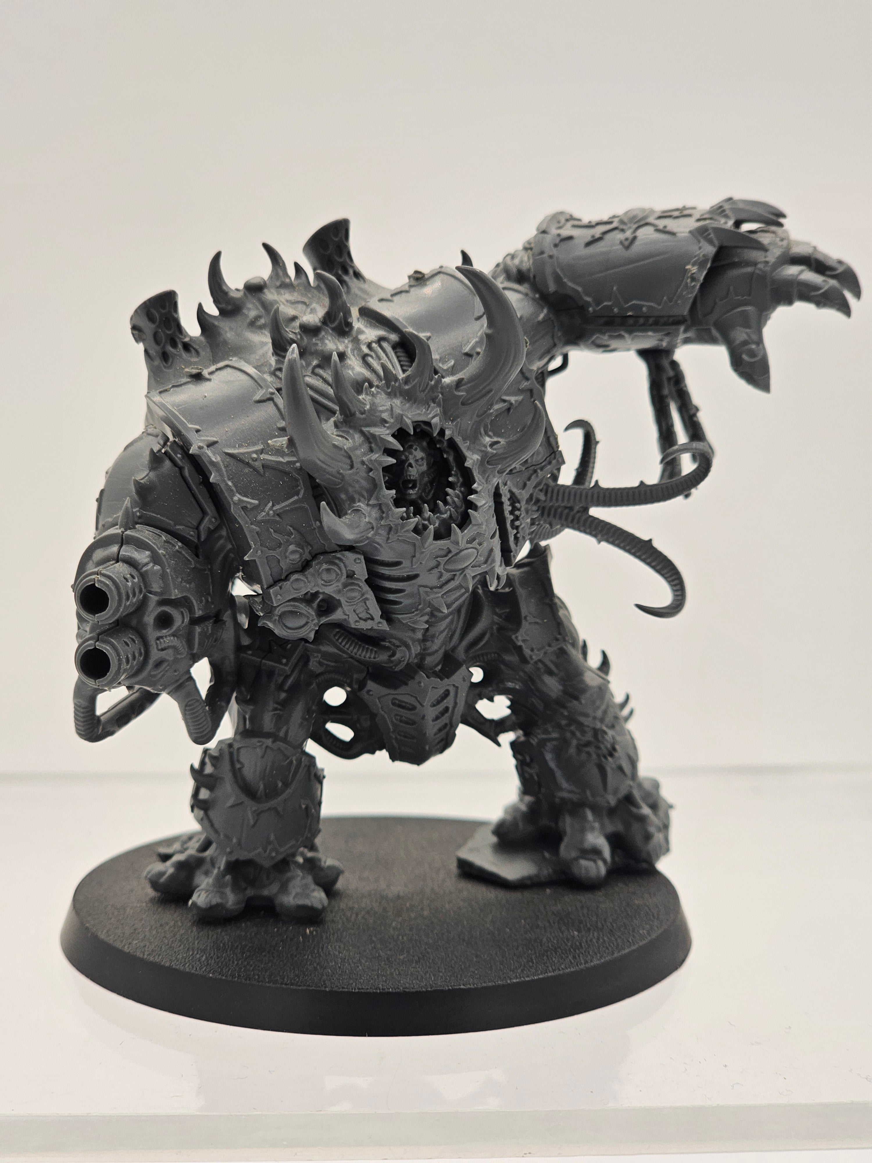 40K: Heretic Astartes: Chaos Space Marines - Helbrute [LOT #1] (USED)