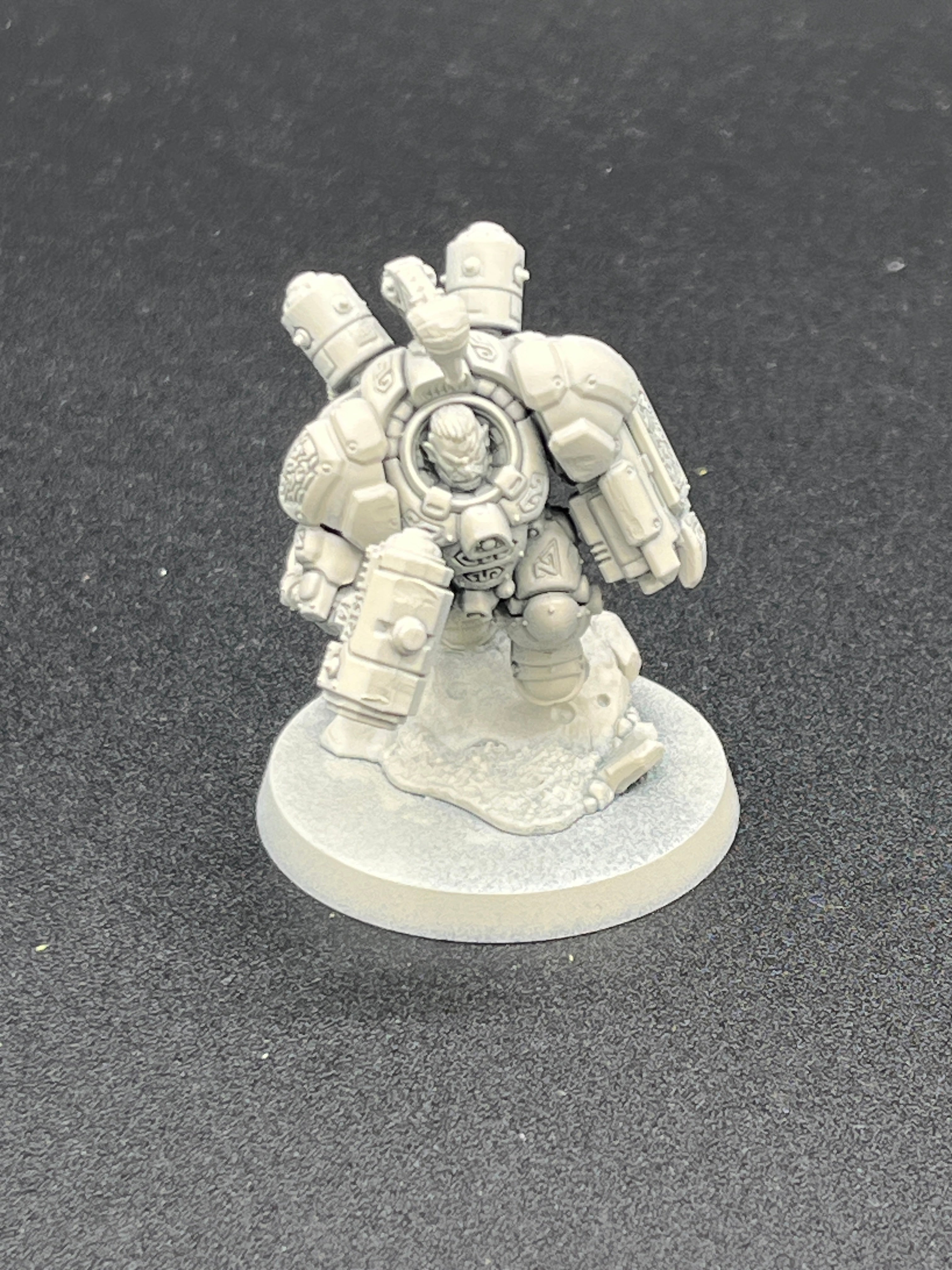 40K: Leagues of Votann - Einhyr Champion (USED) [Lot 5]