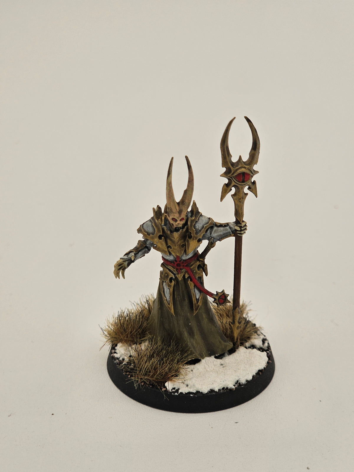 Age of Sigmar: Slaves to Darkness - Sorcerer of Chaos (USED)