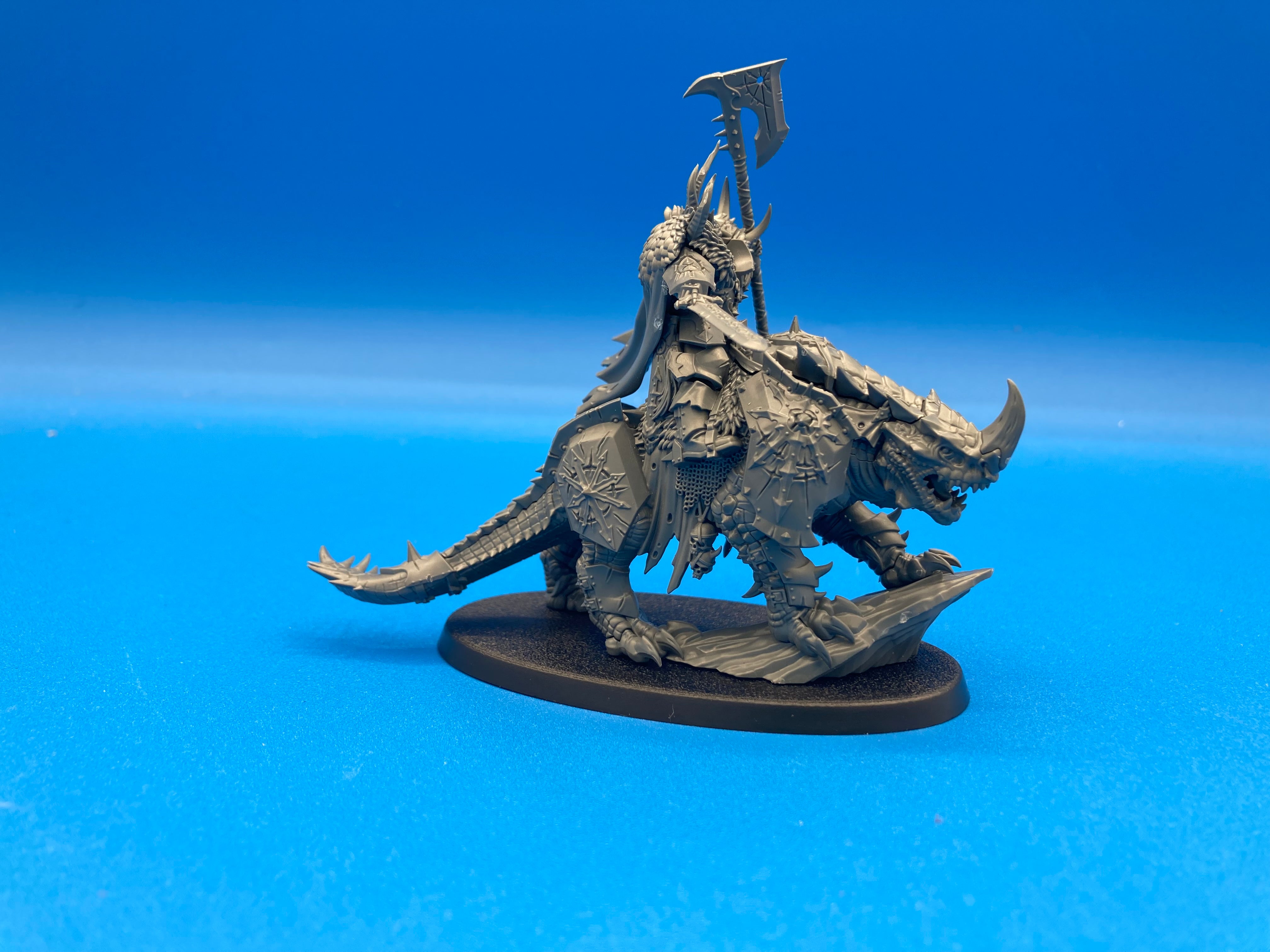 Age of Sigmar: Slaves to Darkness - Chaos Lord on Krakadrak (USED) [Lot #1]