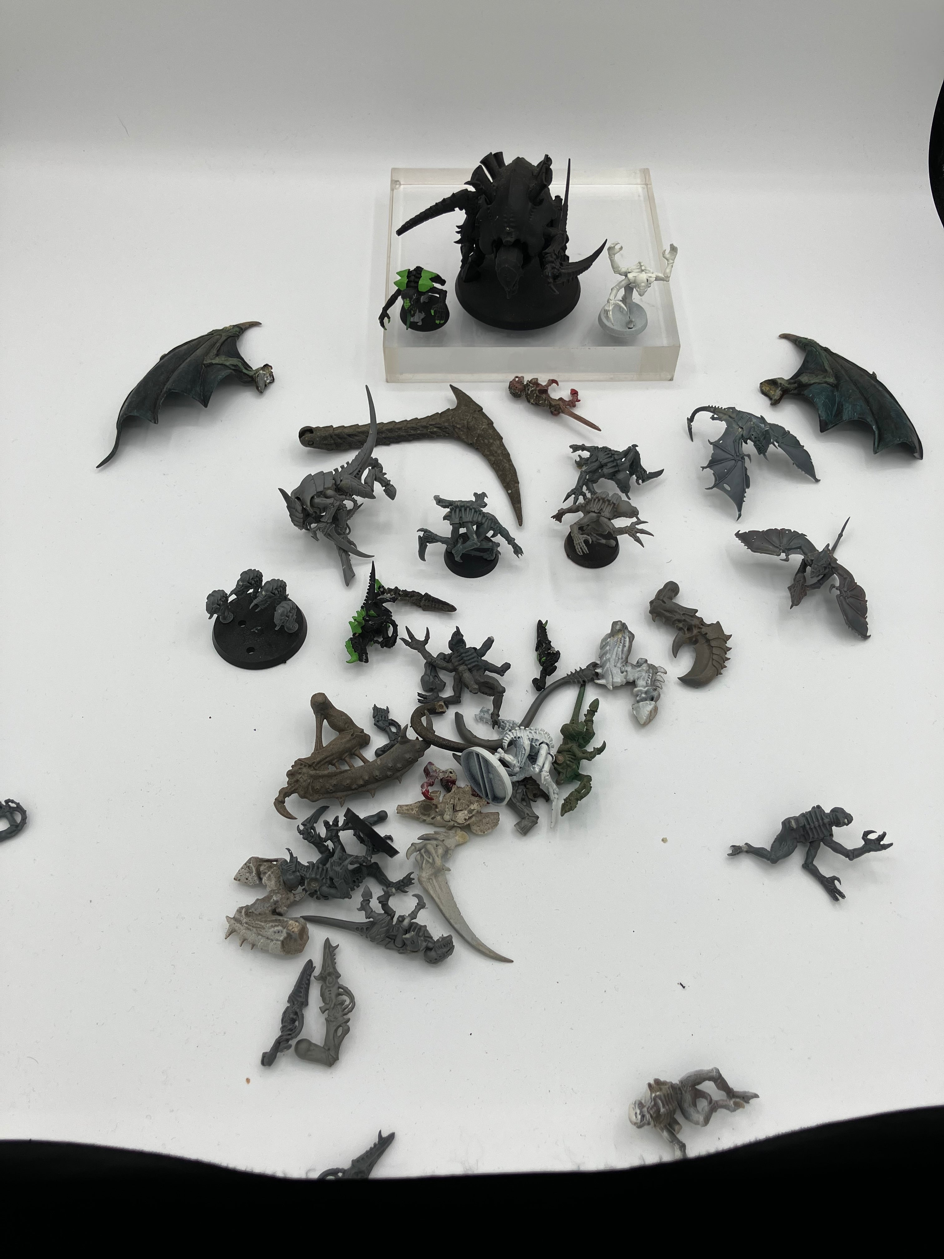 40K: Tyranids - Random Assortment and Pieces (USED) [Lot #1]