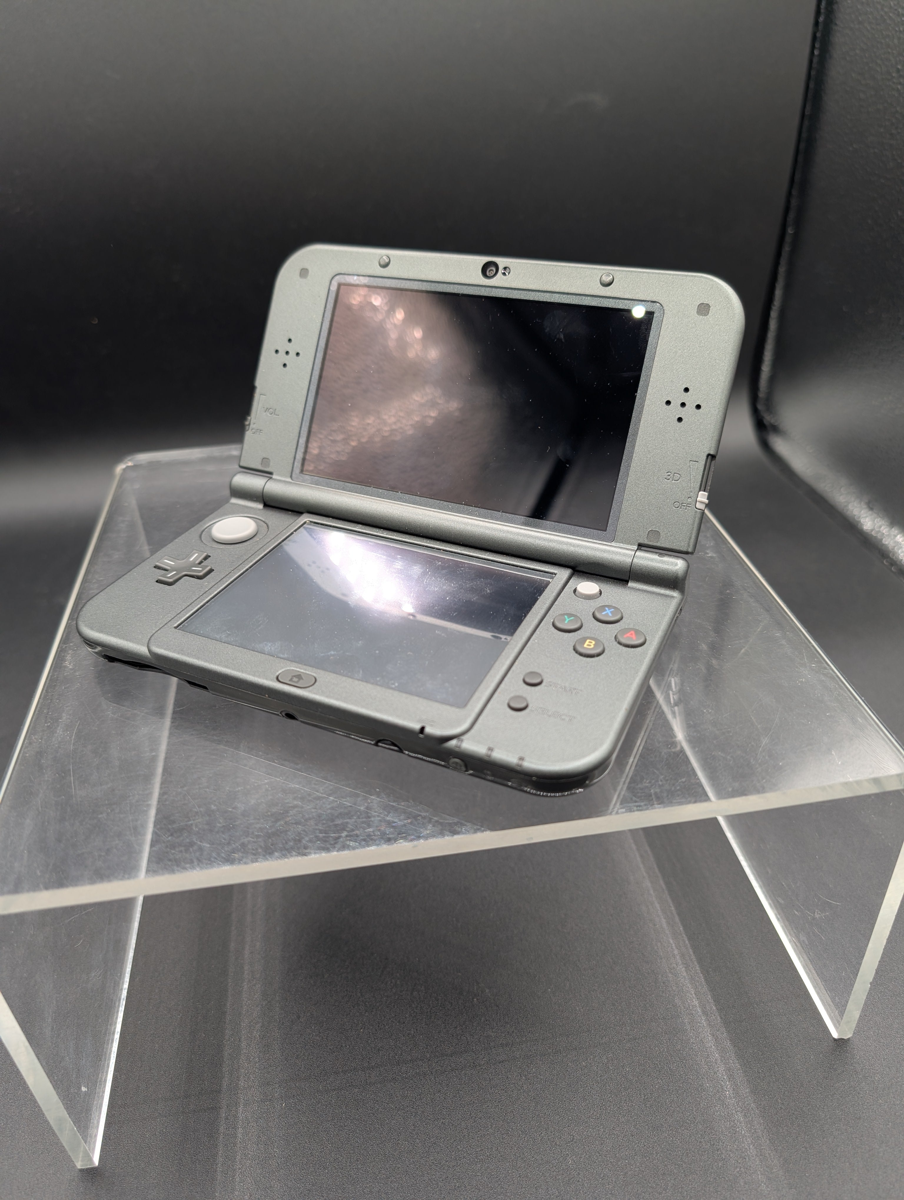 New Nintendo 3DS XL (USED)