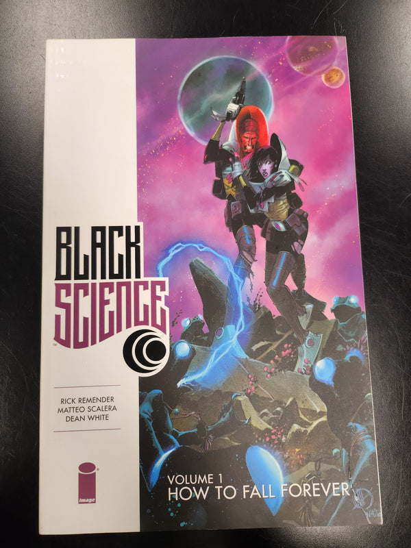 BLACK SCIENCE TP #1 HOW TO FALL FOREVER (USED)