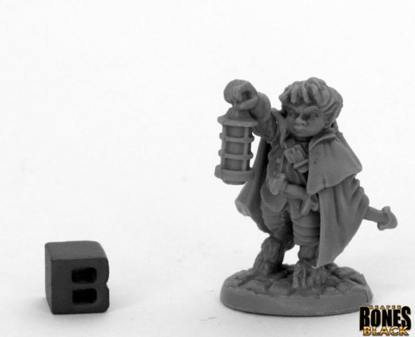 Bones Black 44037: Bergamot, Halfling Scout