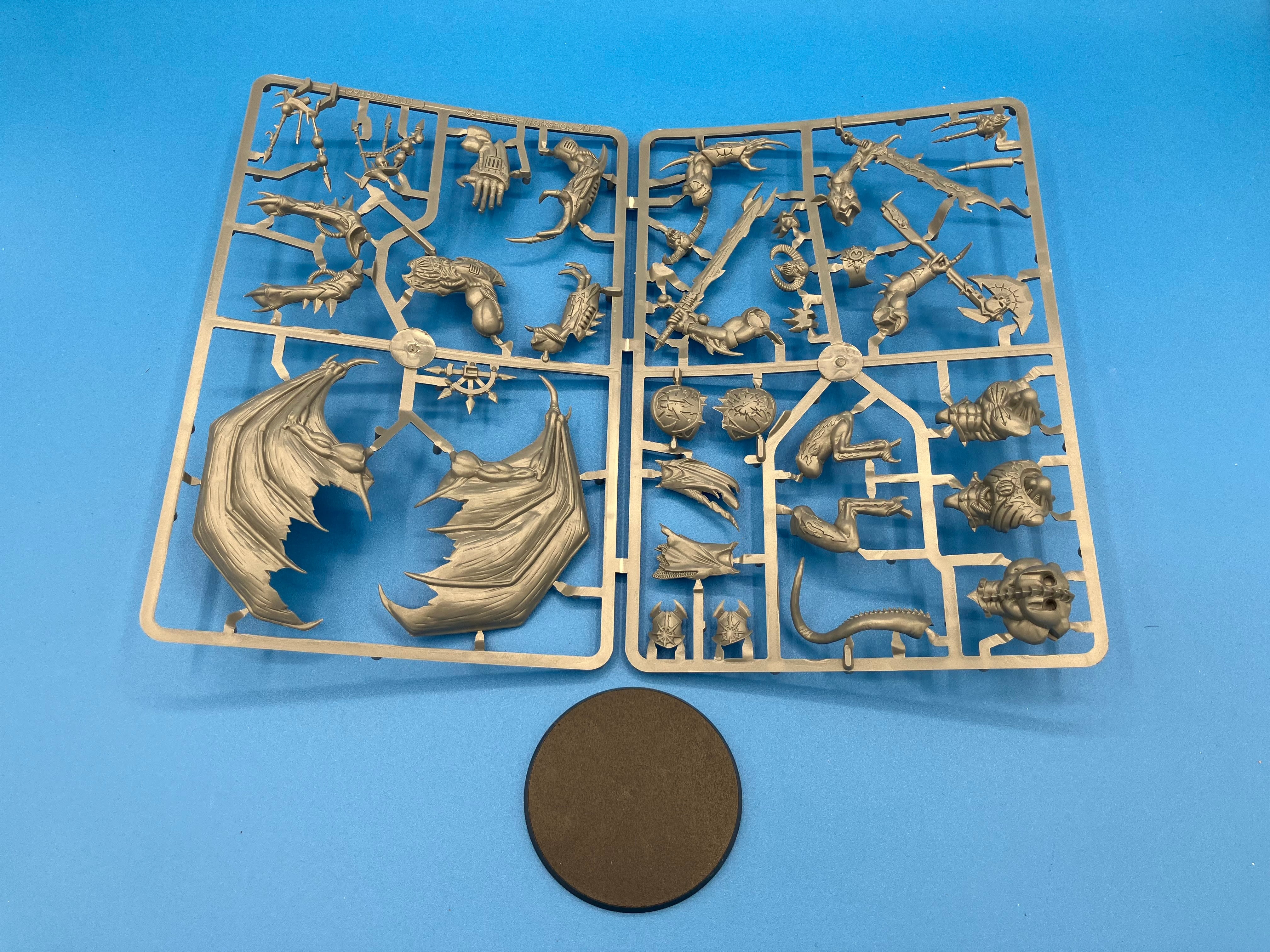 Age of Sigmar: Slaves to Darkness - Daemon Prince OOP (USED) (On Sprue) Lot #1