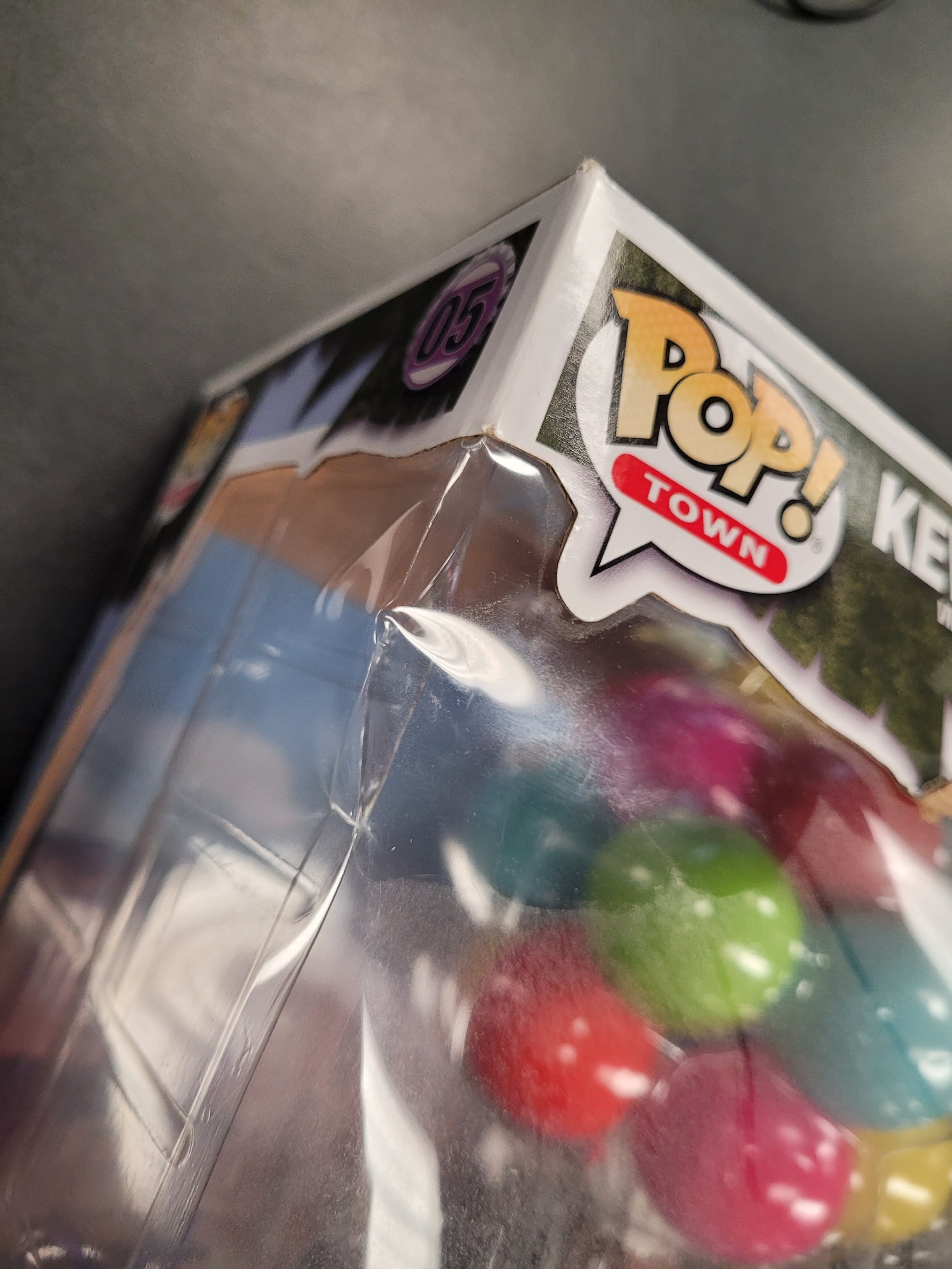 POP Figure Towns: UP #0005 - Kevin with UP House (2019 Fall Convention Limited Ed.) (Damaged Box)
